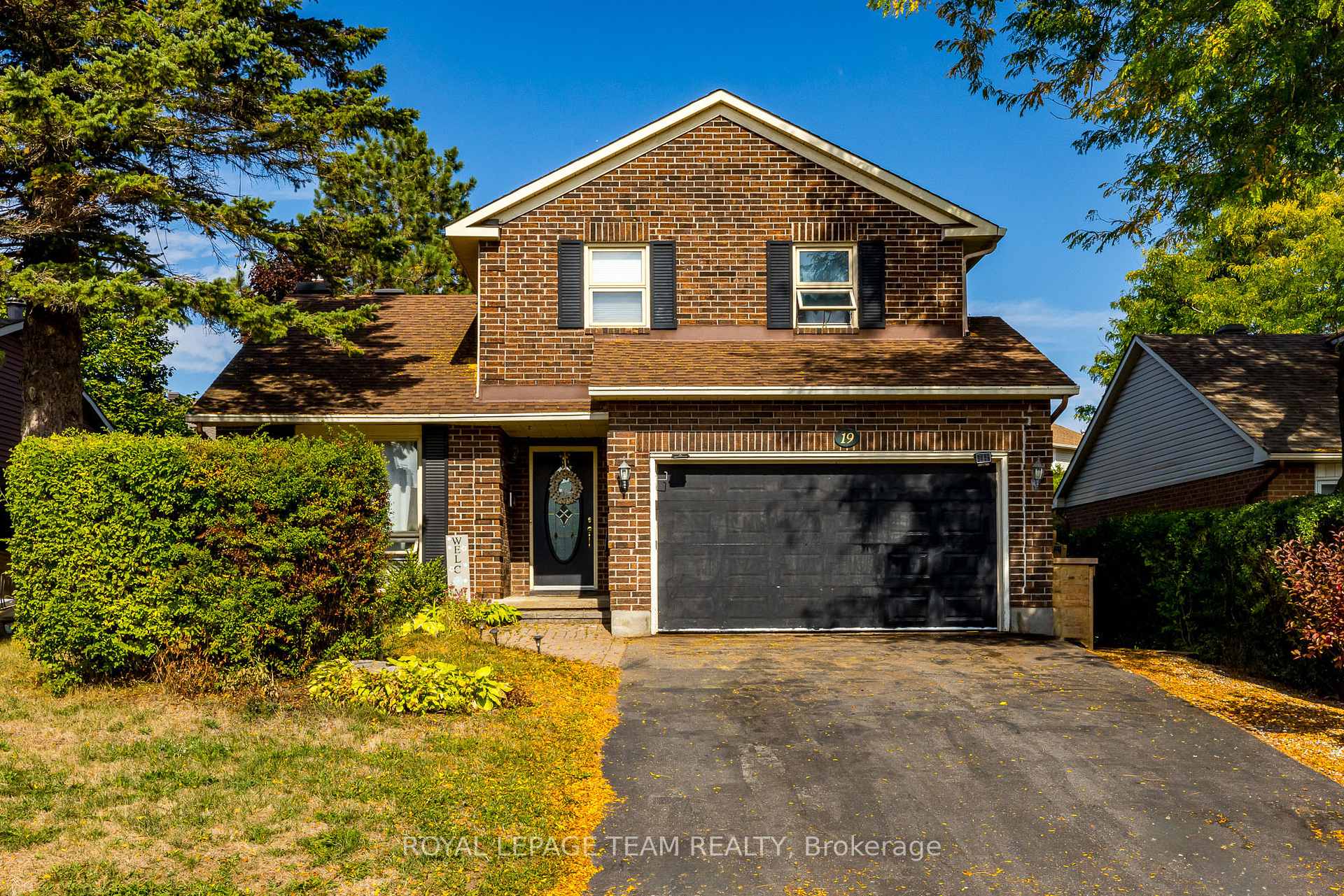 Front of 19 McLennan Way