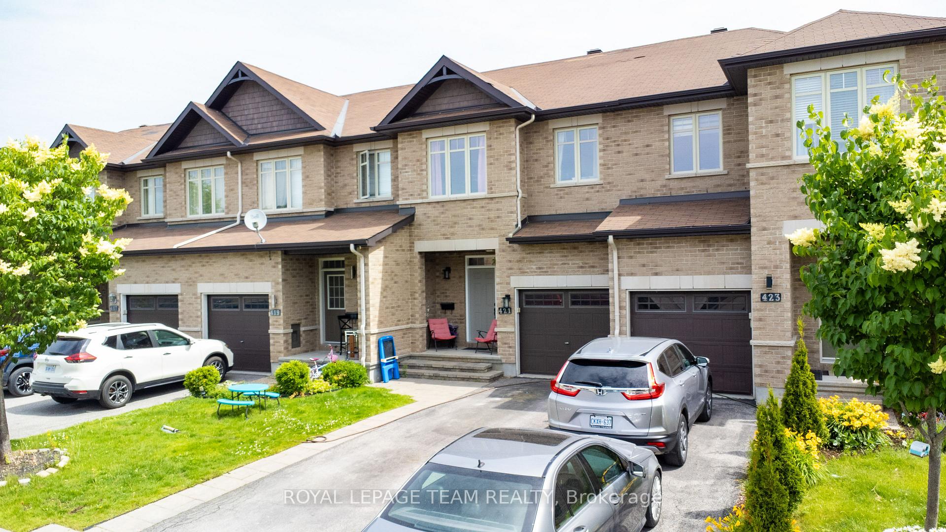 Photo 4 of 421 Arncliffe Avenue, Ottawa, Kanata - Morgan's Grant/South March — HOMEH