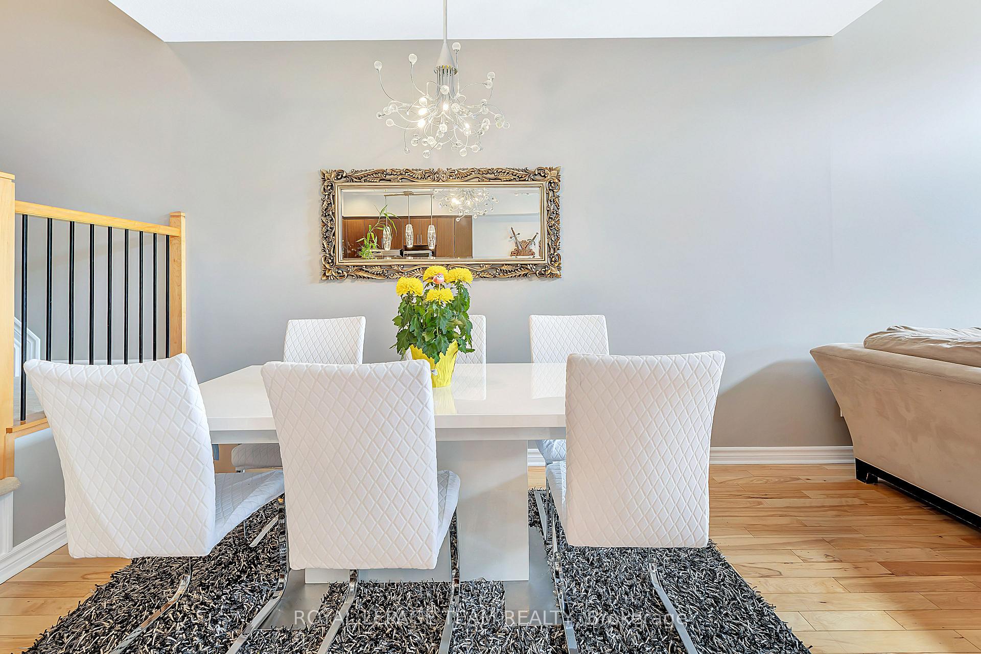 Photo 10 of 421 Arncliffe Avenue, Ottawa, Kanata - Morgan's Grant/South March — HOMEH