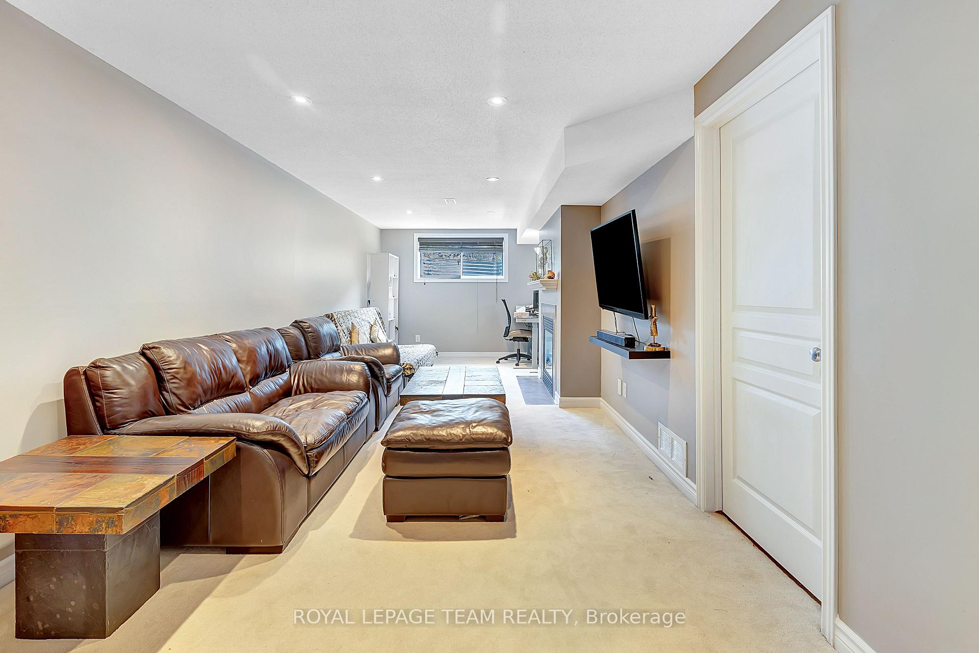 Photo 27 of 421 Arncliffe Avenue, Ottawa, Kanata - Morgan's Grant/South March — HOMEH