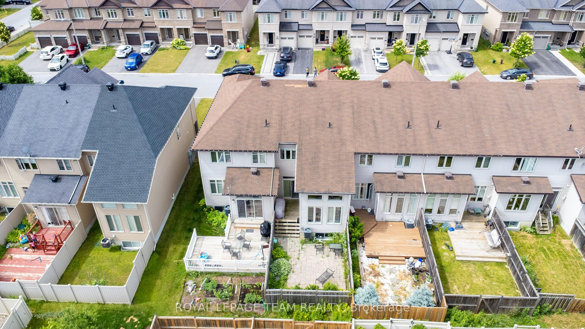 Photo 31 of 421 Arncliffe Avenue, Ottawa, Kanata - Morgan's Grant/South March — HOMEH