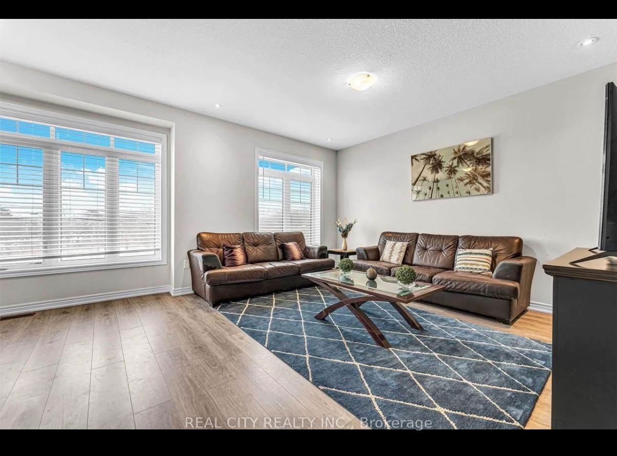 Photo 2 of 121 Hibiscus Lane, Hamilton, Vincent — HOMEH