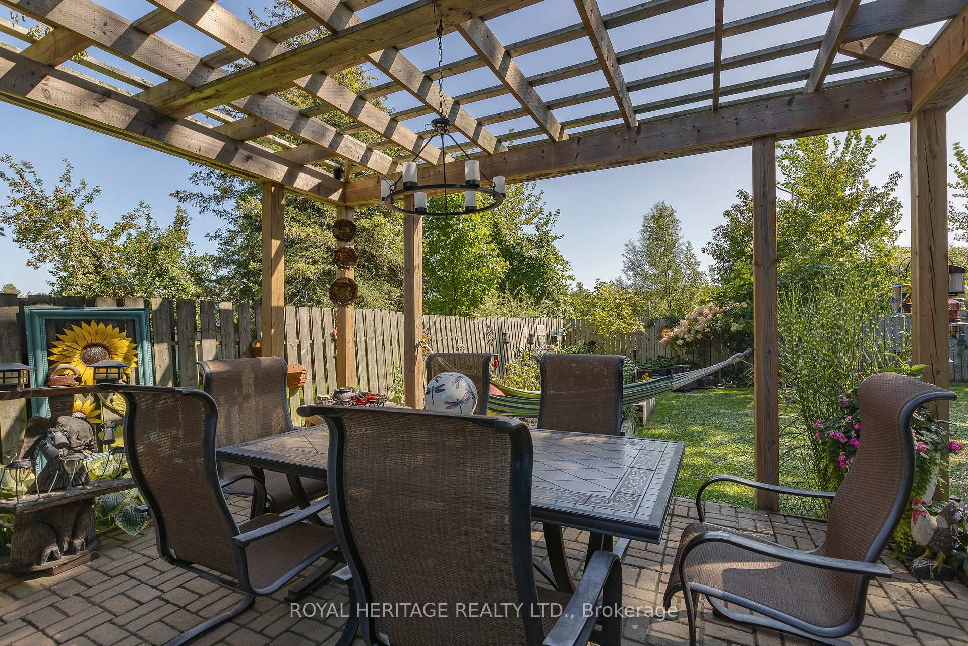 Photo 25 of 1275 Killarney Beach Road, Innisfil, Lefroy — HOMEH