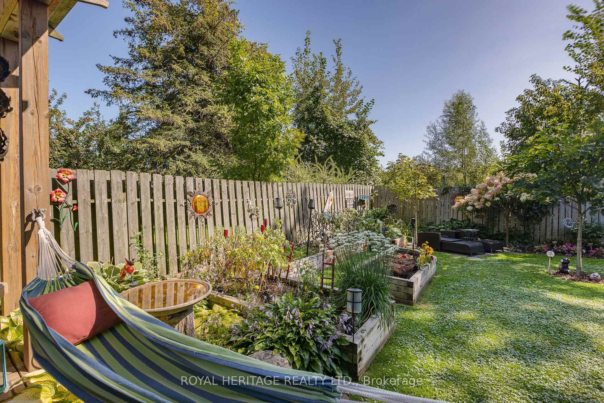 Photo 27 of 1275 Killarney Beach Road, Innisfil, Lefroy — HOMEH