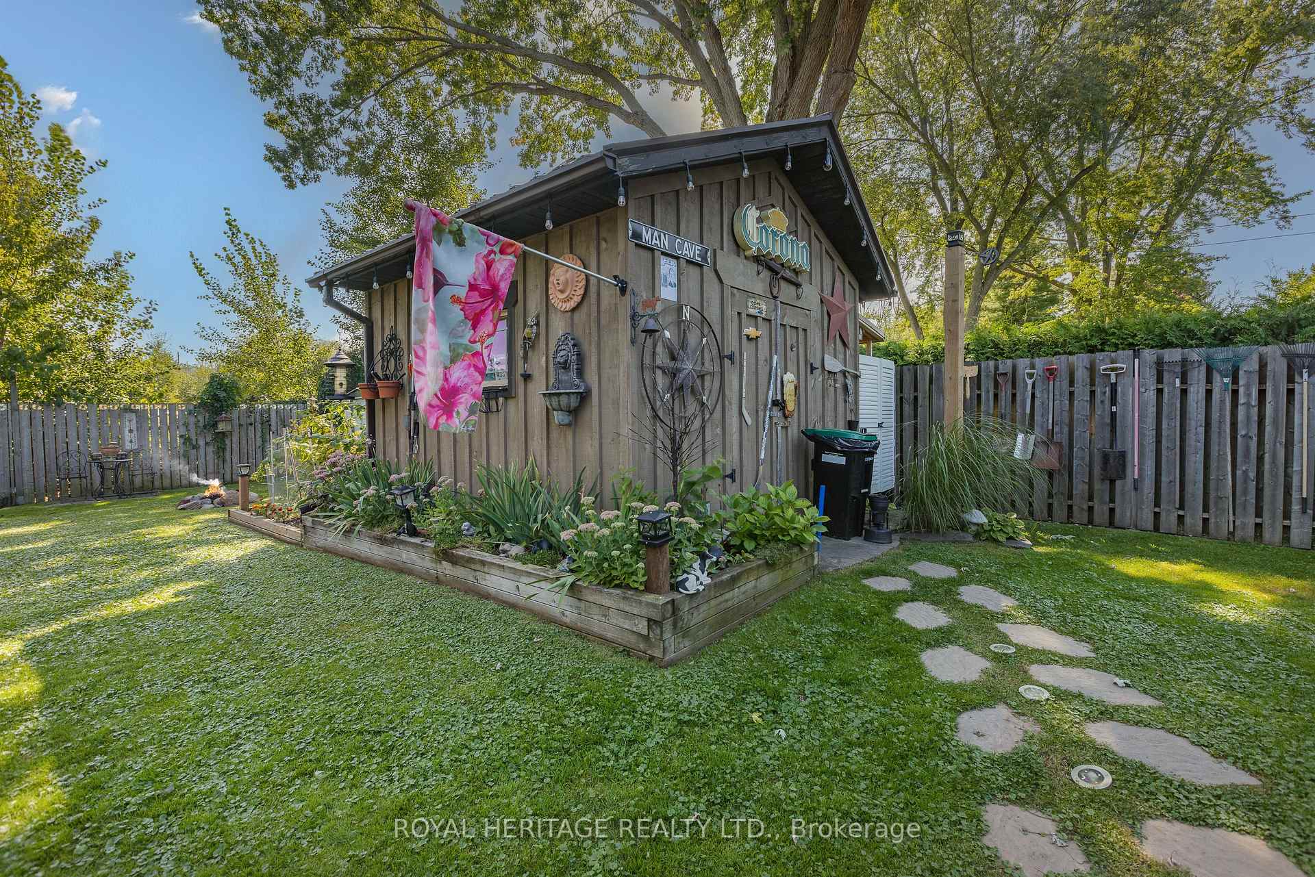 Photo 29 of 1275 Killarney Beach Road, Innisfil, Lefroy — HOMEH