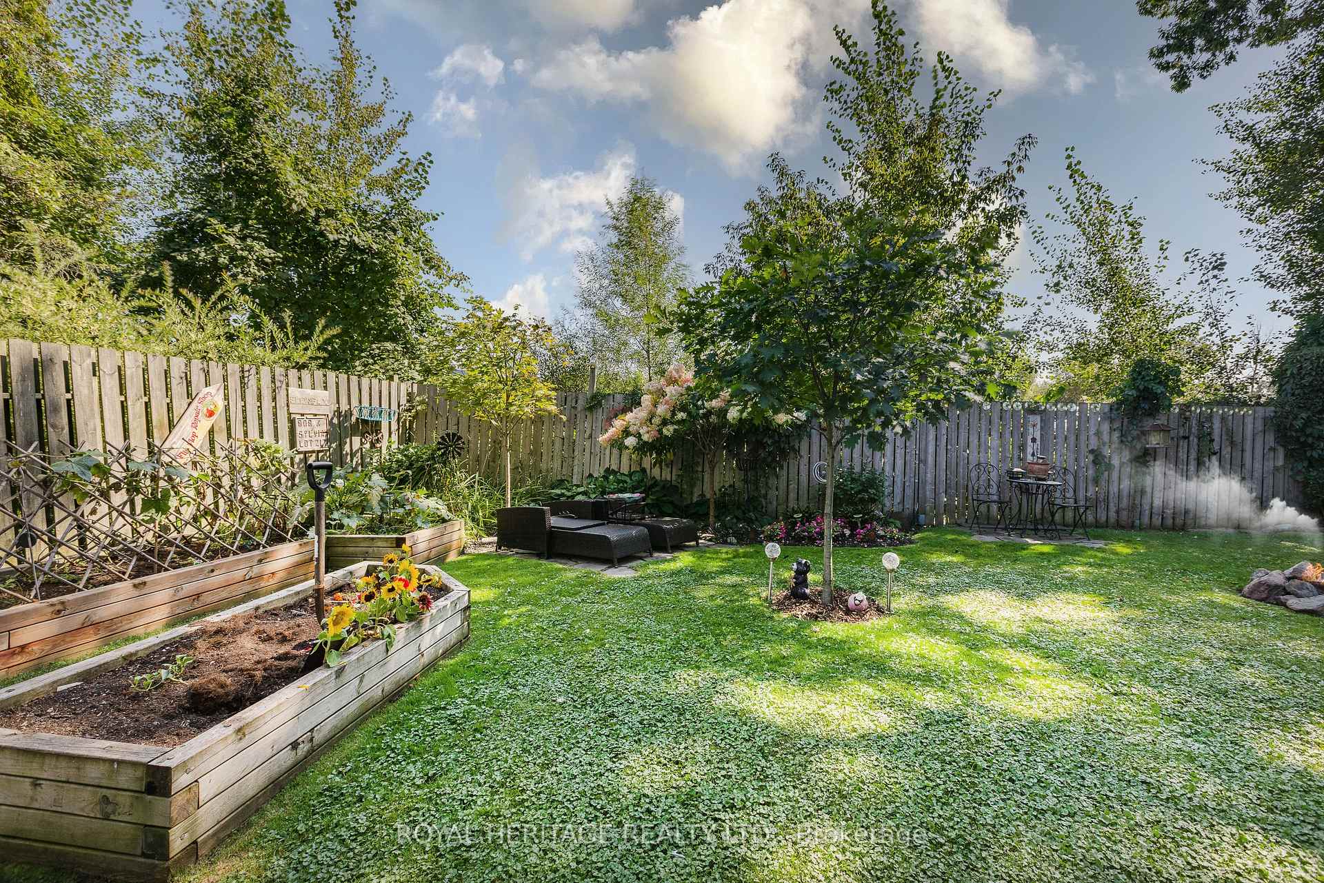 Photo 30 of 1275 Killarney Beach Road, Innisfil, Lefroy — HOMEH