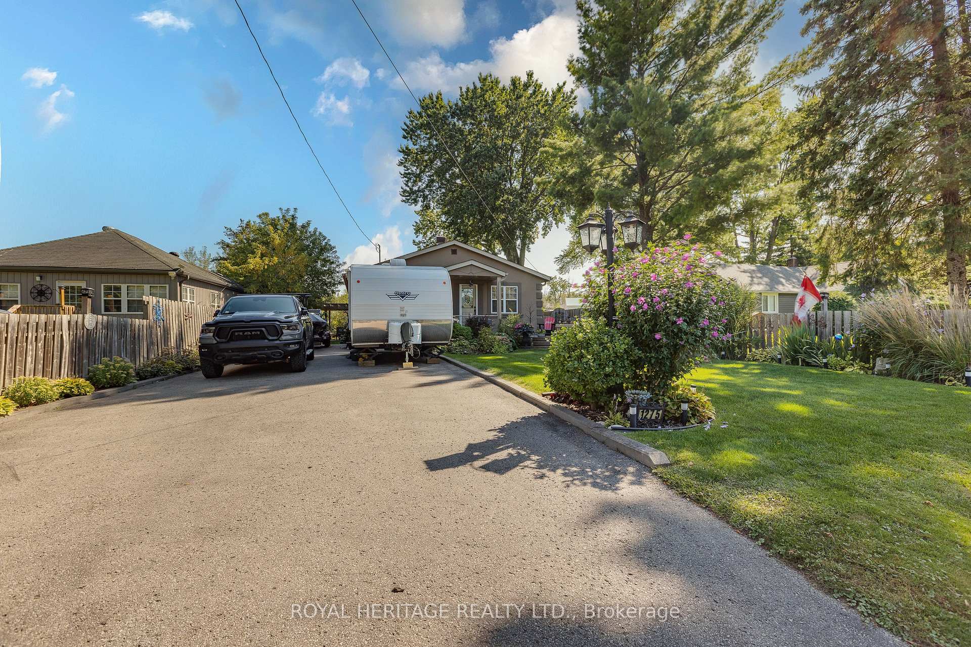 Photo 34 of 1275 Killarney Beach Road, Innisfil, Lefroy — HOMEH