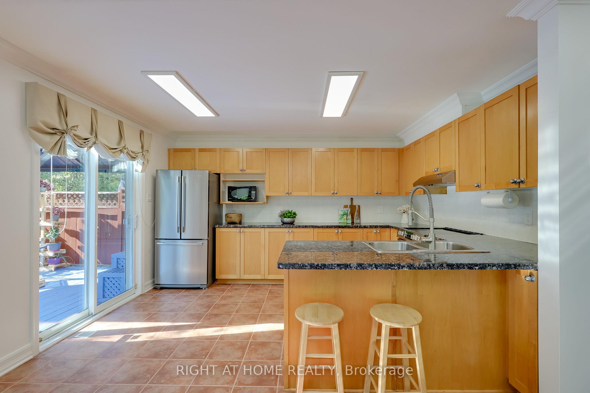 Photo 13 of 60 Mersey Drive, Ottawa, Kanata - Morgan's Grant/South March — HOMEH