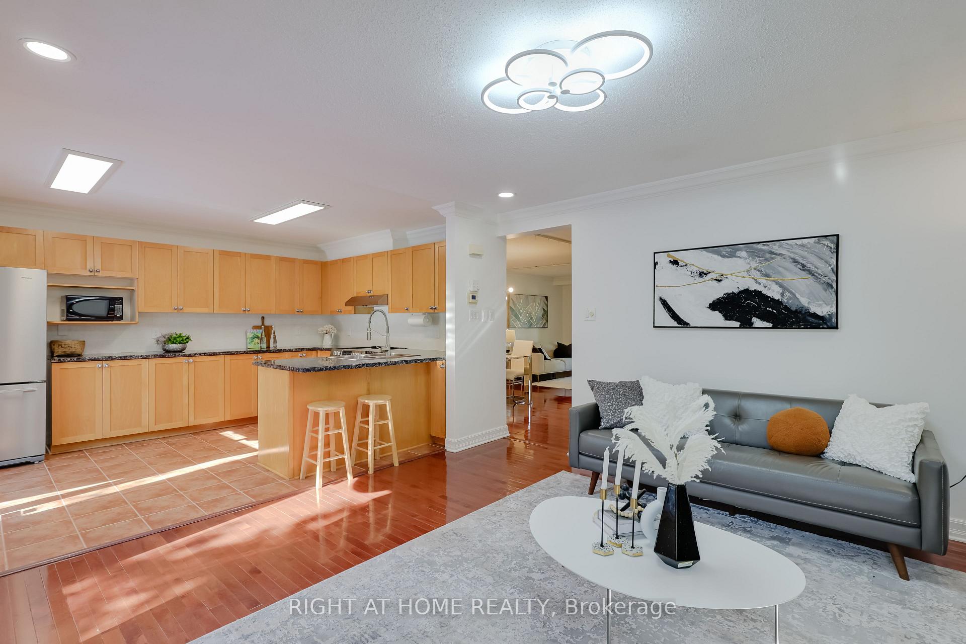 Photo 17 of 60 Mersey Drive, Ottawa, Kanata - Morgan's Grant/South March — HOMEH