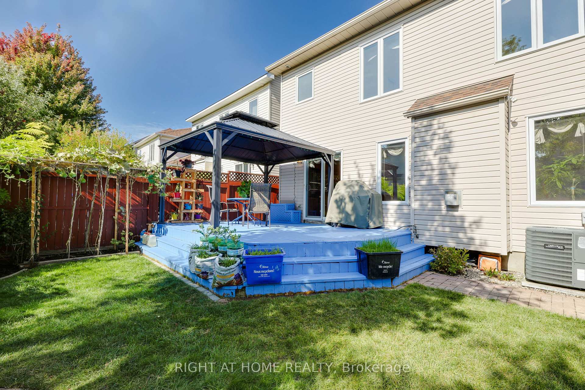 Photo 39 of 60 Mersey Drive, Ottawa, Kanata - Morgan's Grant/South March — HOMEH