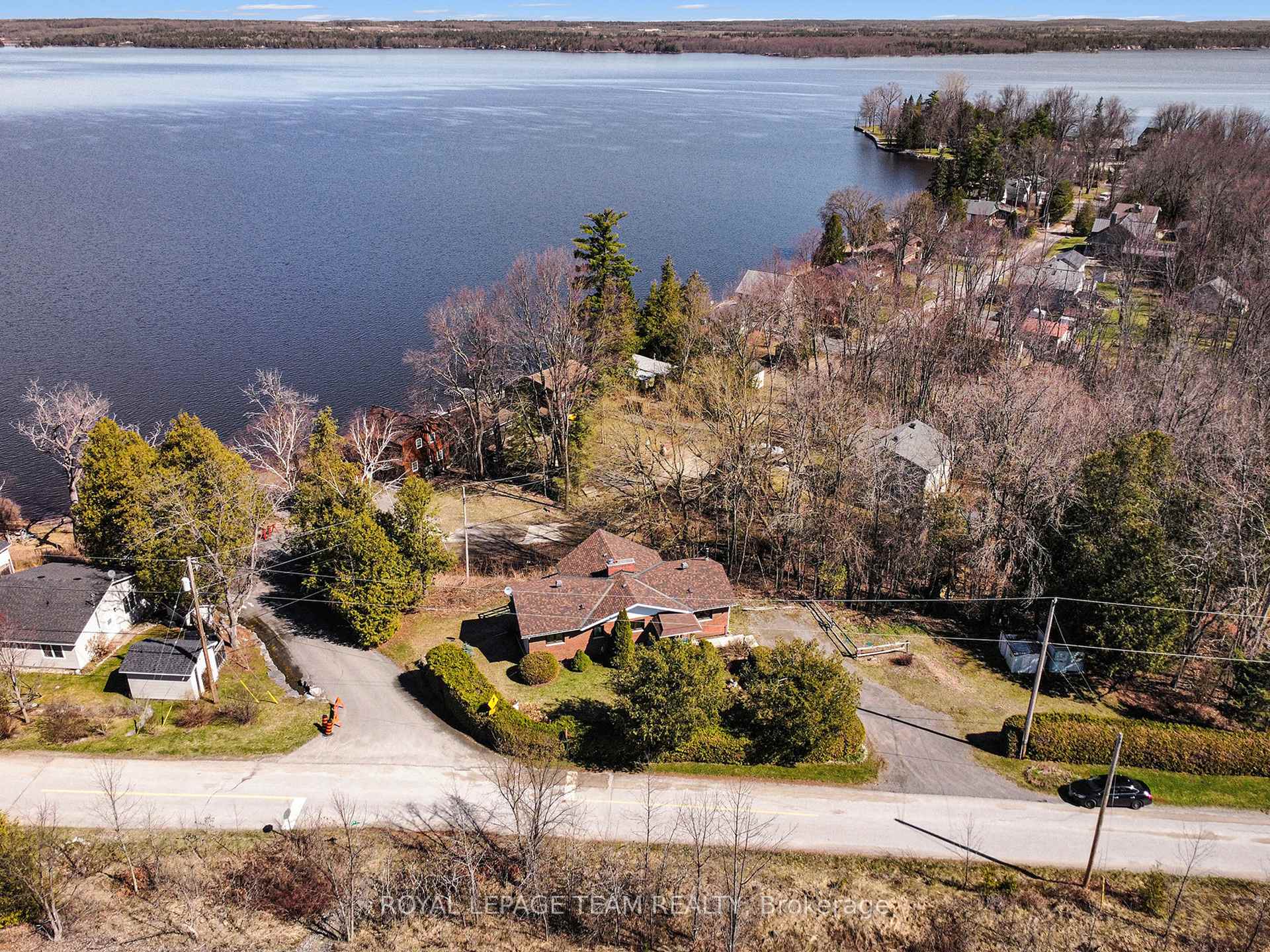 Photo 28 of 84 Dewar Avenue, McNab/Braeside, Mcnab/Braeside Twps — HOMEH