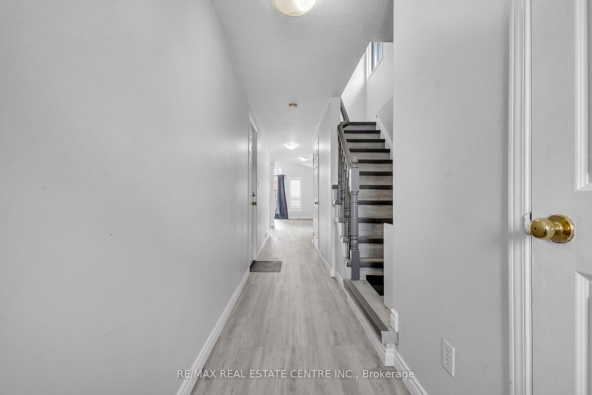 Photo 4 of 244 Activa Avenue, Kitchener — HOMEH