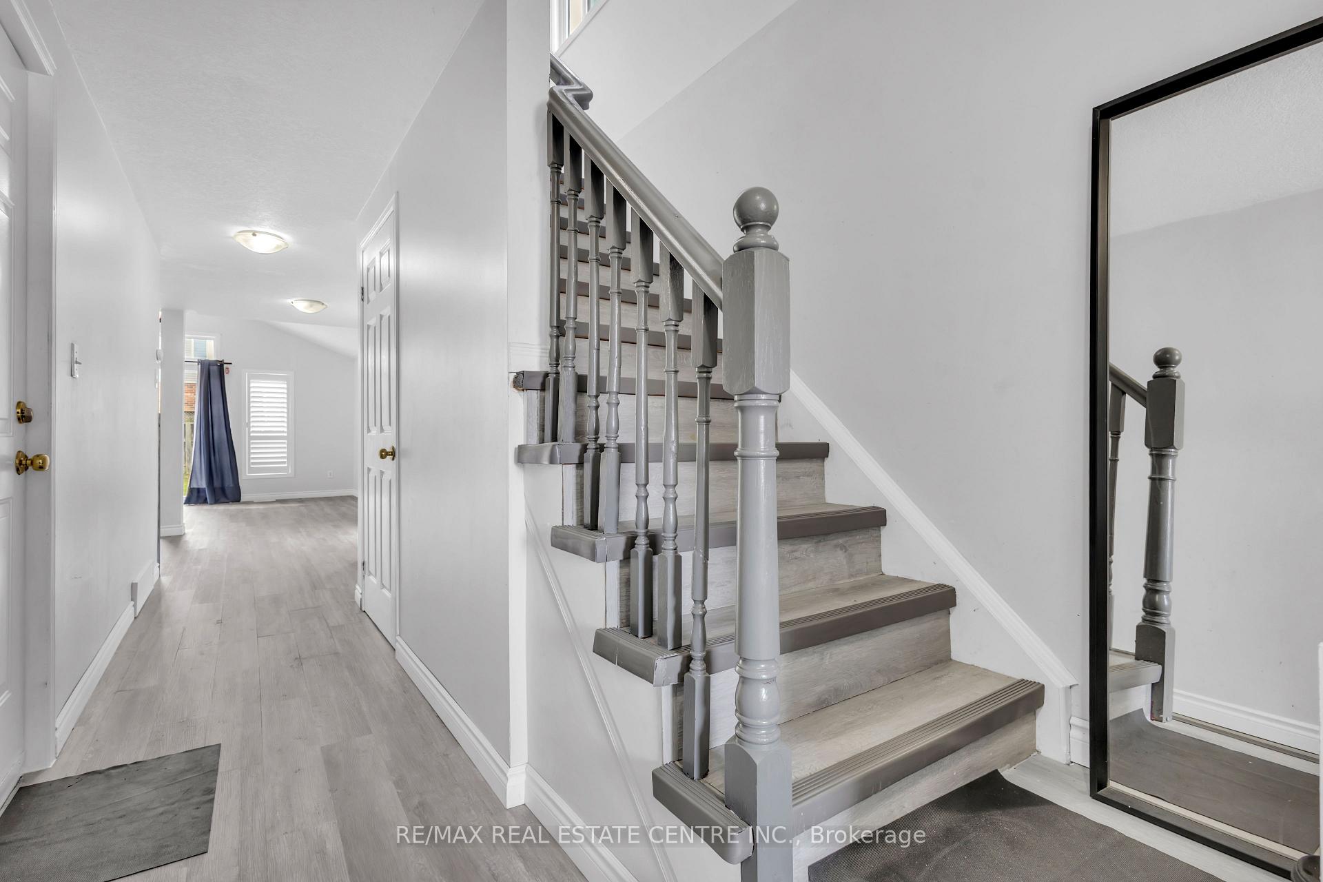 Photo 5 of 244 Activa Avenue, Kitchener — HOMEH