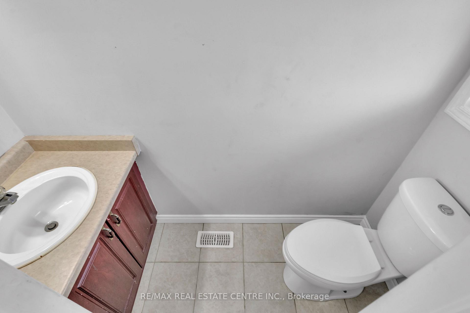 Photo 6 of 244 Activa Avenue, Kitchener — HOMEH