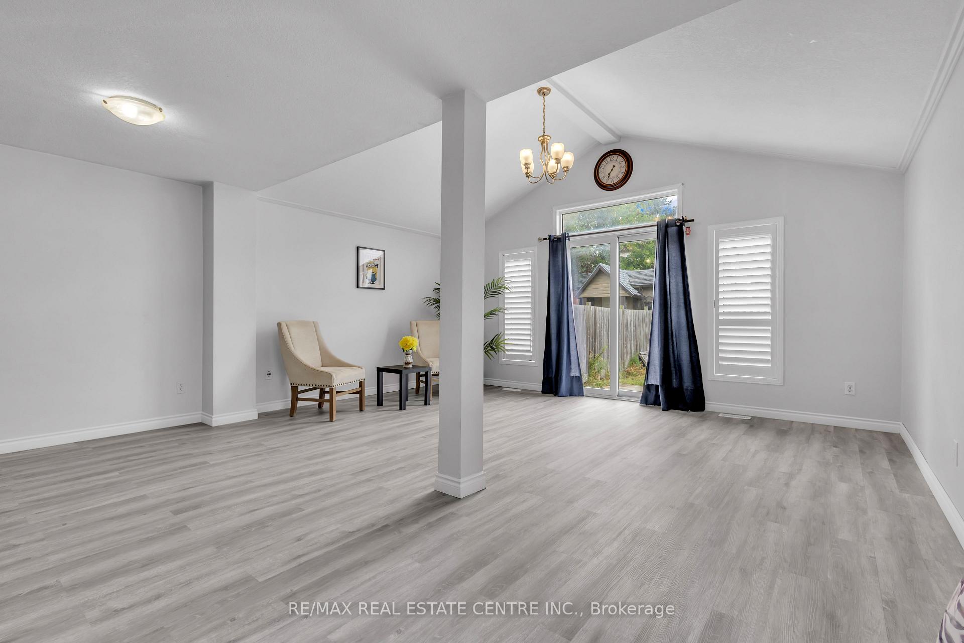 Photo 7 of 244 Activa Avenue, Kitchener — HOMEH