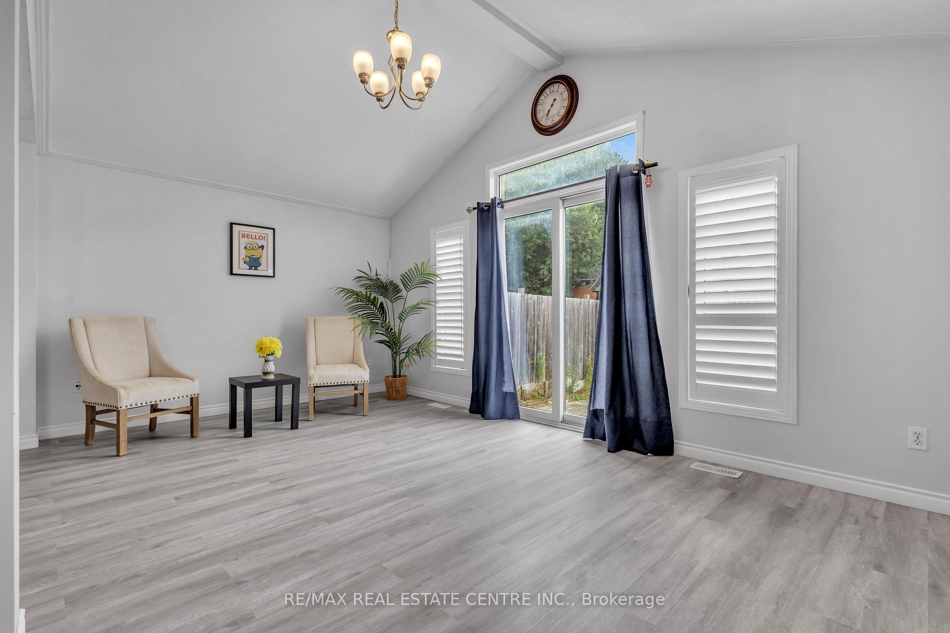 Photo 11 of 244 Activa Avenue, Kitchener — HOMEH