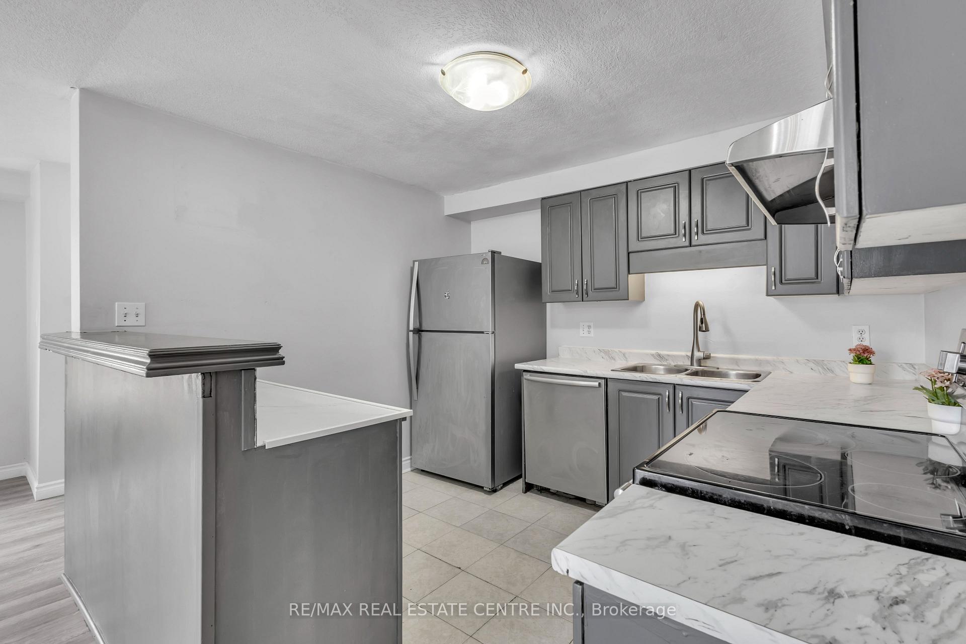 Photo 13 of 244 Activa Avenue, Kitchener — HOMEH