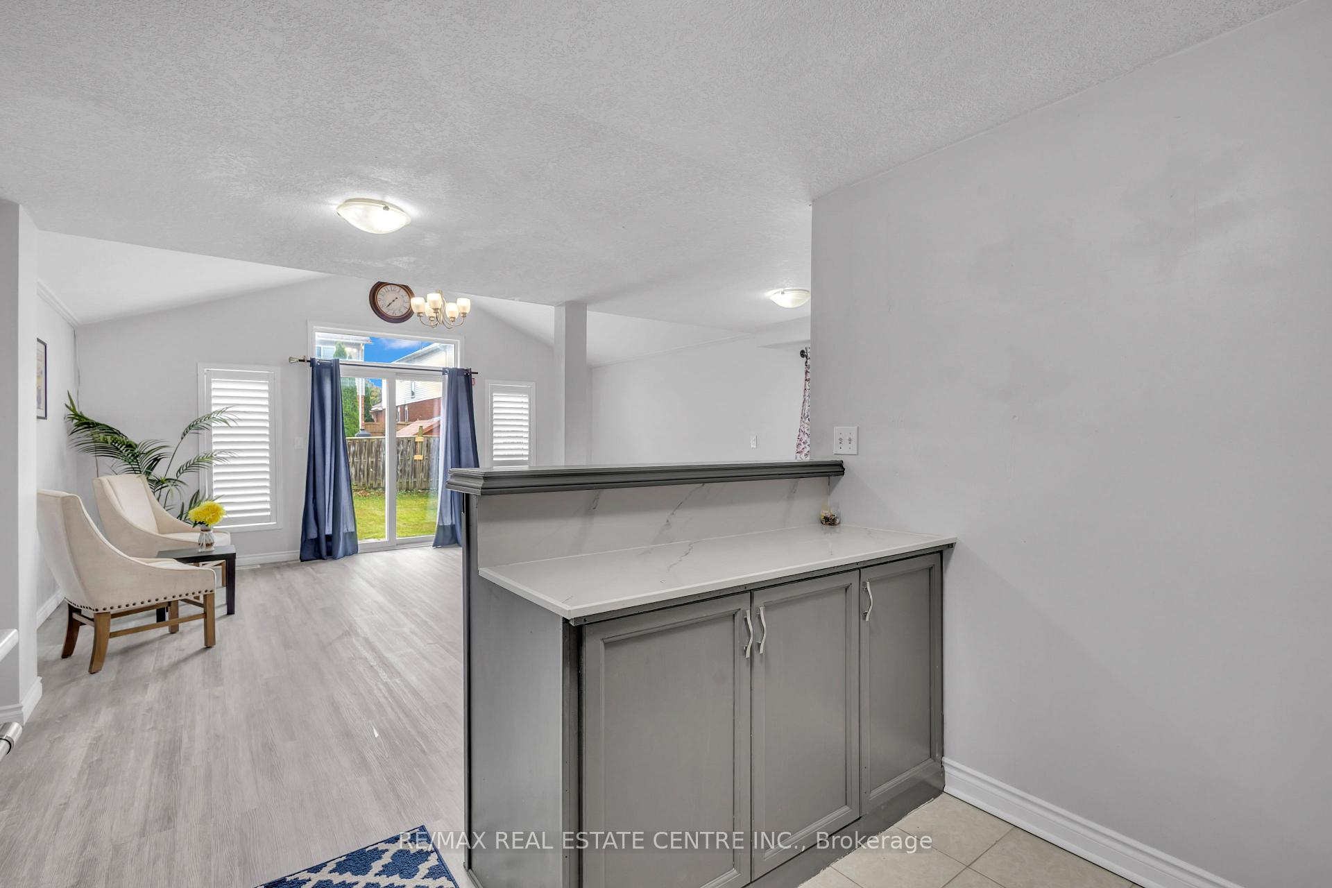 Photo 14 of 244 Activa Avenue, Kitchener — HOMEH