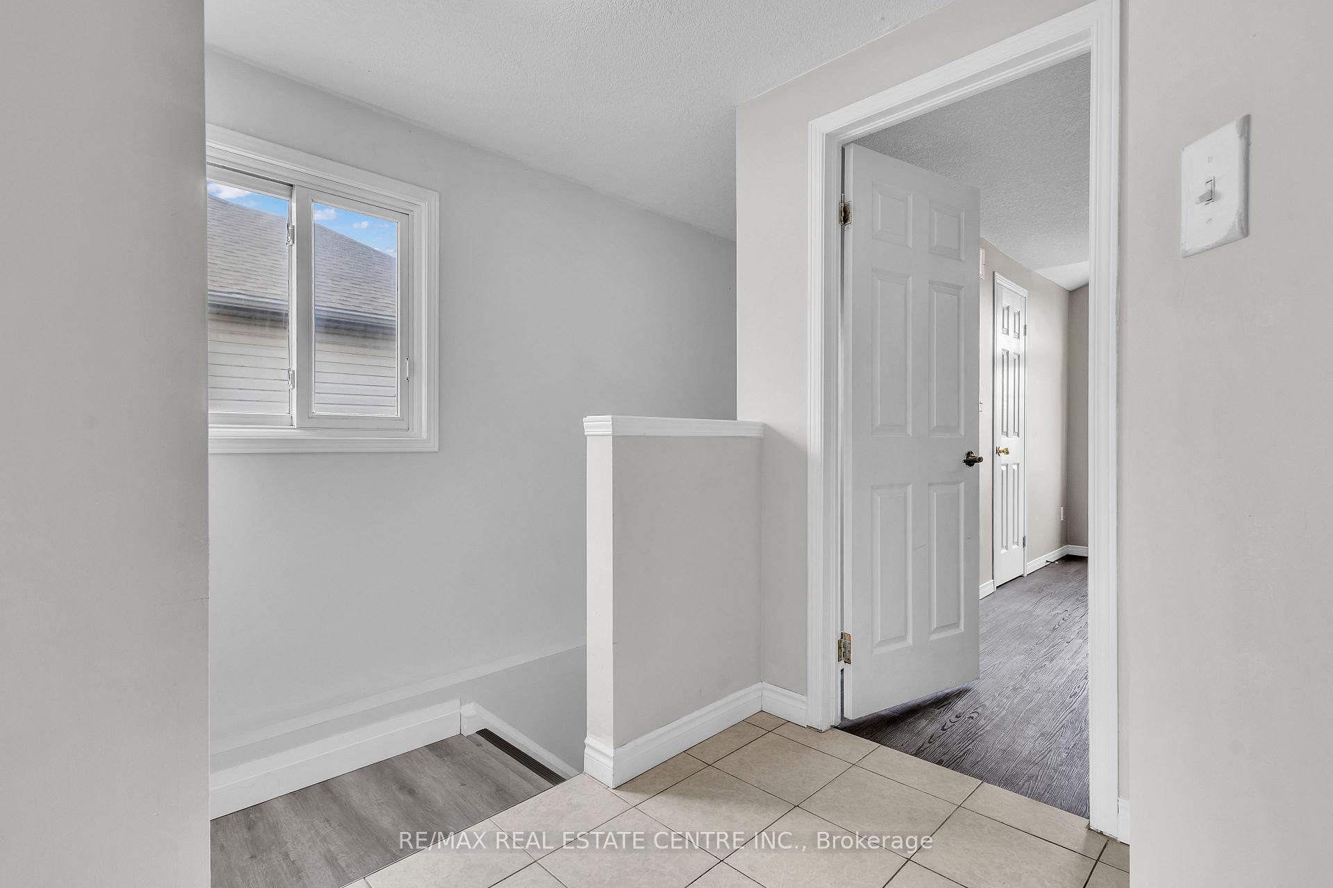 Photo 16 of 244 Activa Avenue, Kitchener — HOMEH
