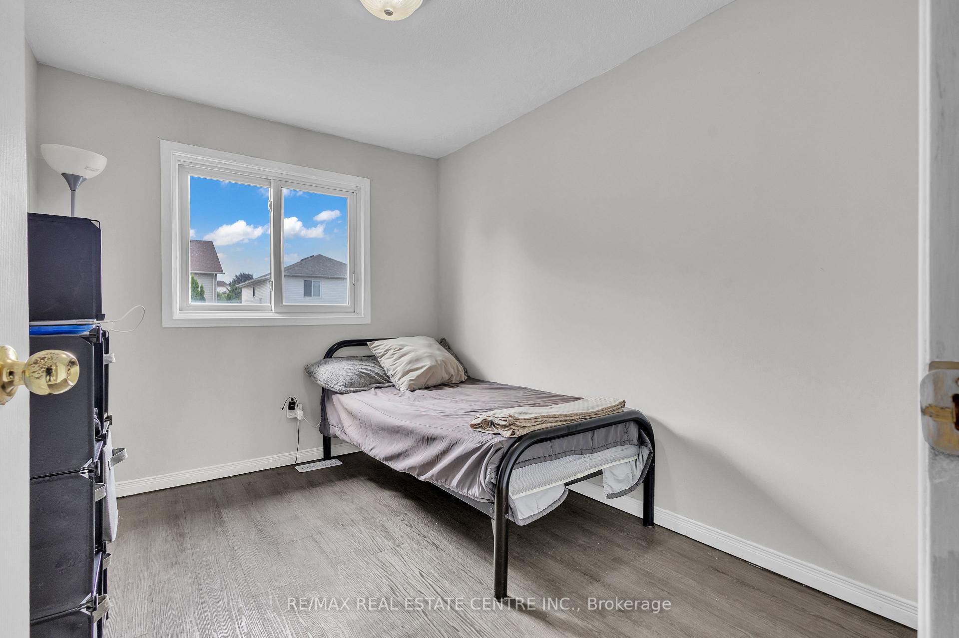 Photo 17 of 244 Activa Avenue, Kitchener — HOMEH