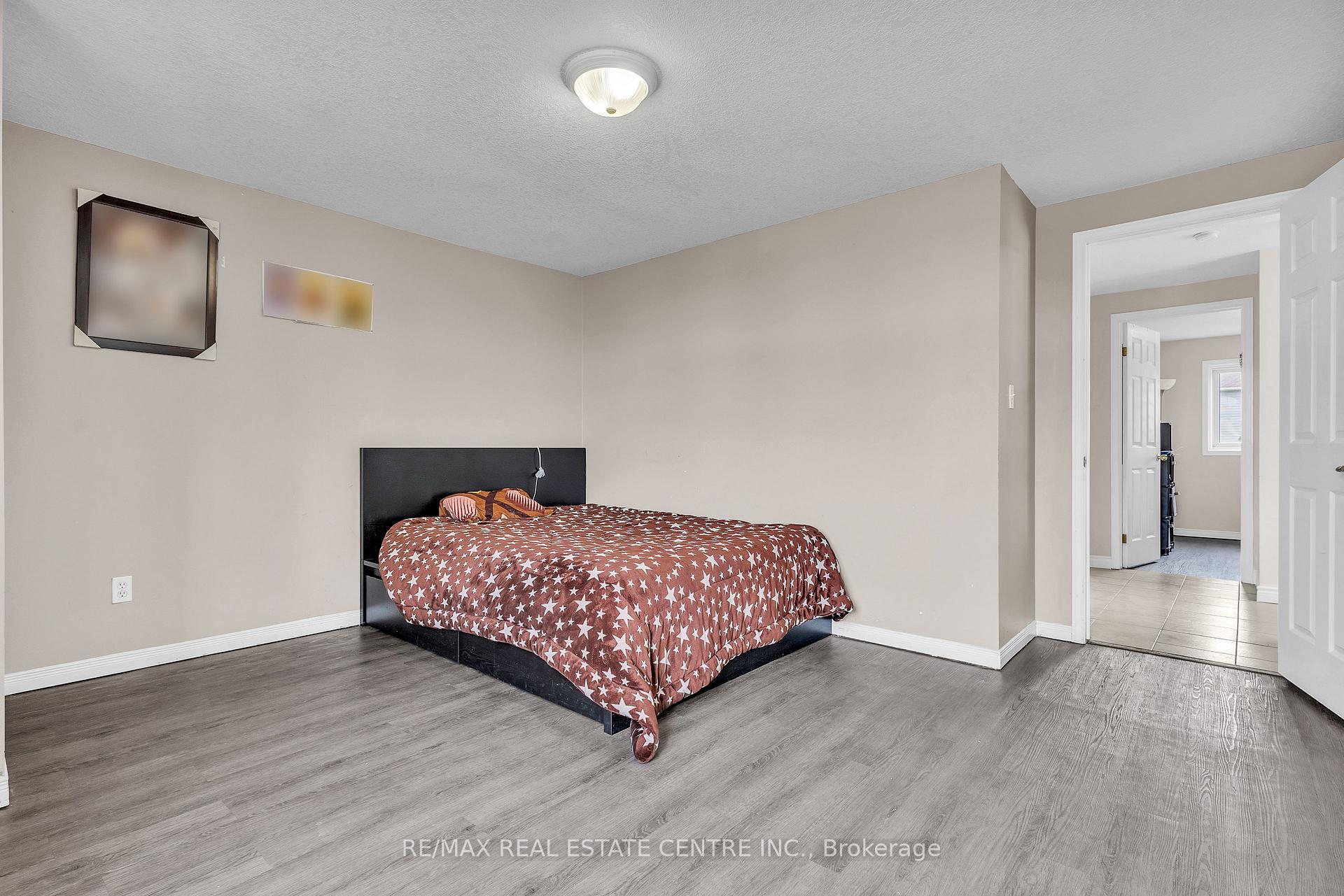 Photo 21 of 244 Activa Avenue, Kitchener — HOMEH