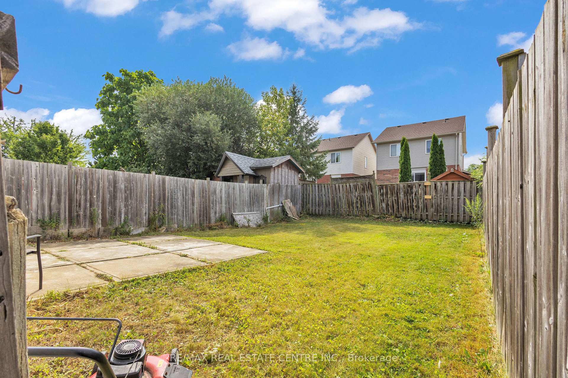 Photo 23 of 244 Activa Avenue, Kitchener — HOMEH