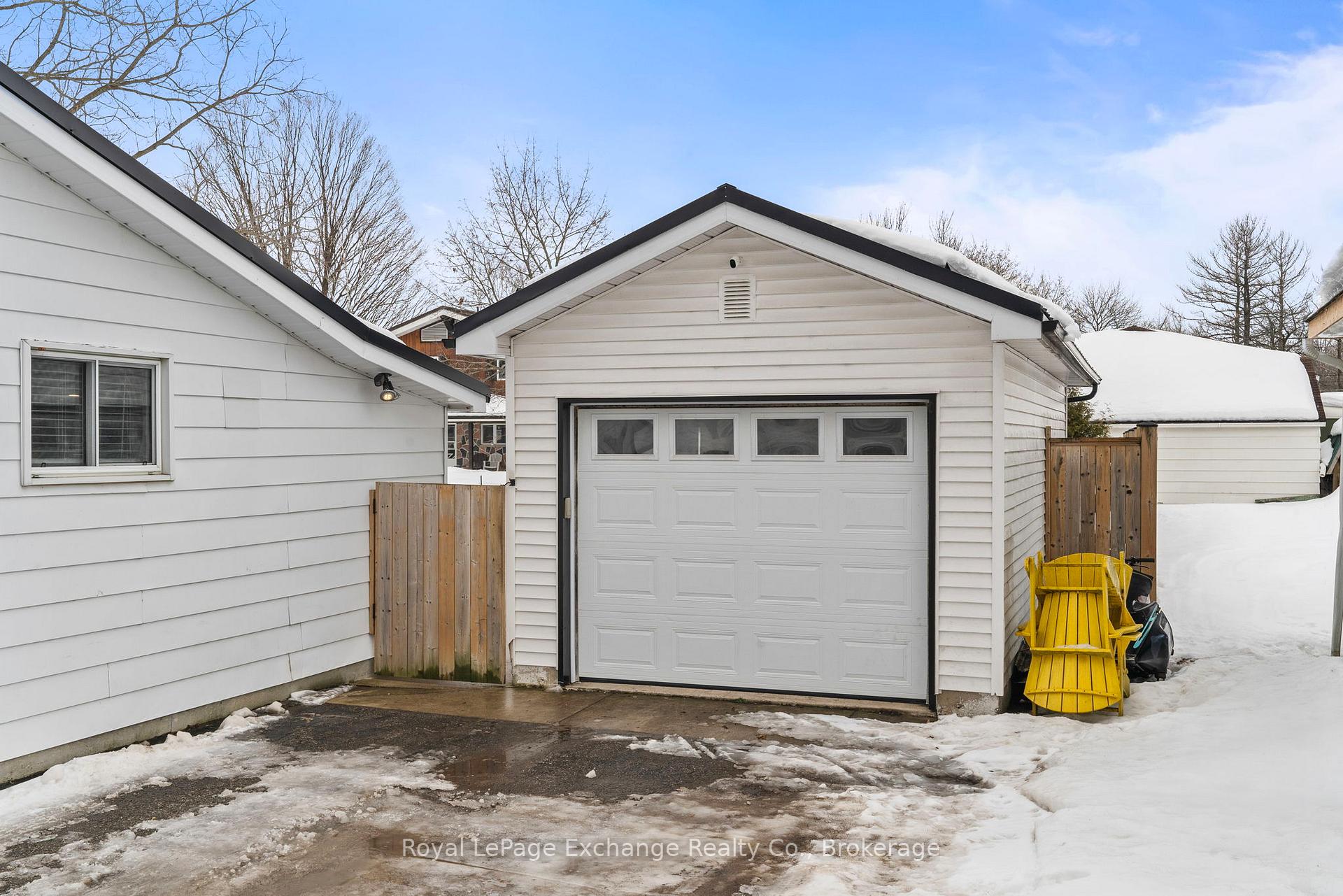 Photo 6 of 14 Webster Street, Kincardine — HOMEH