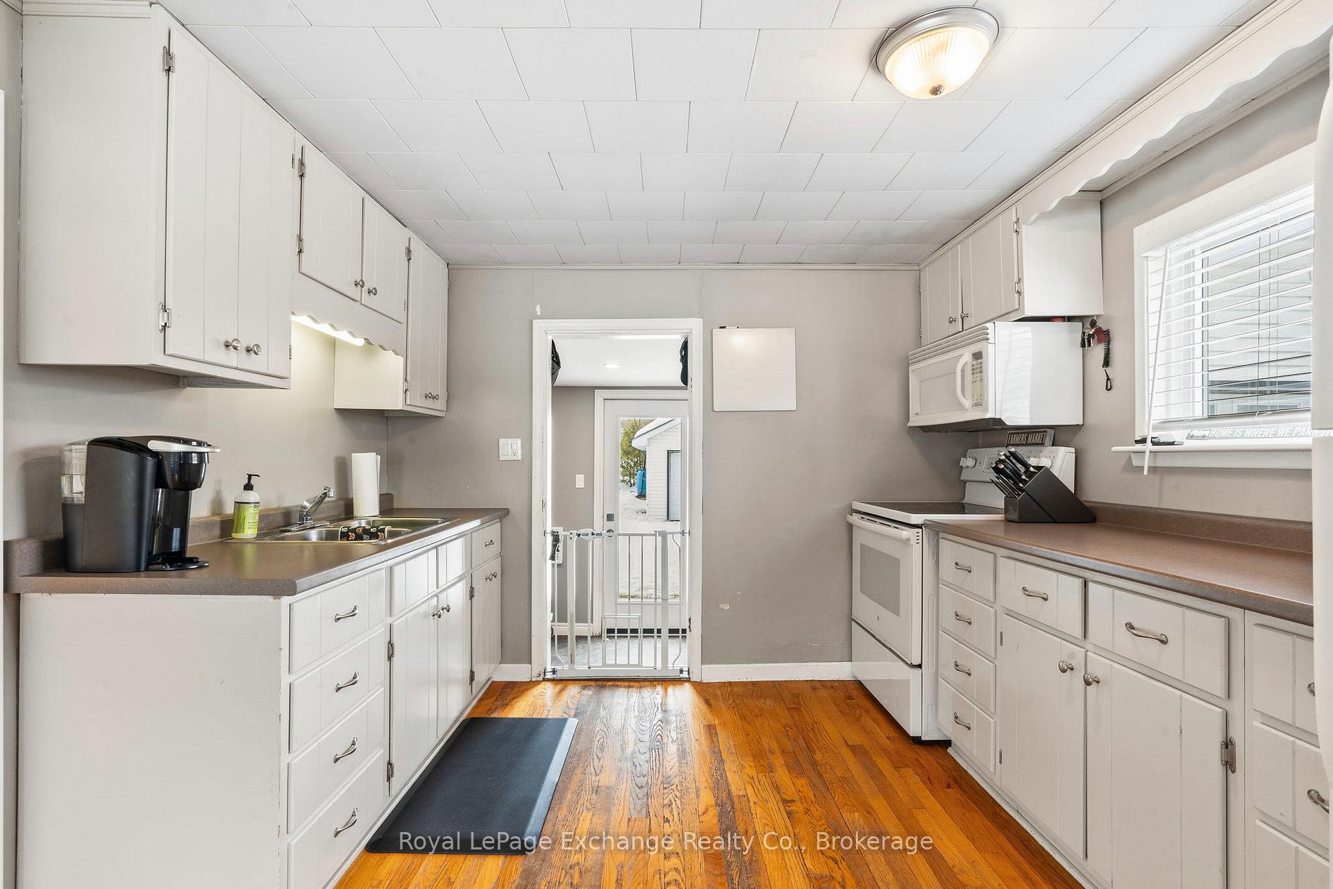 Photo 13 of 14 Webster Street, Kincardine — HOMEH