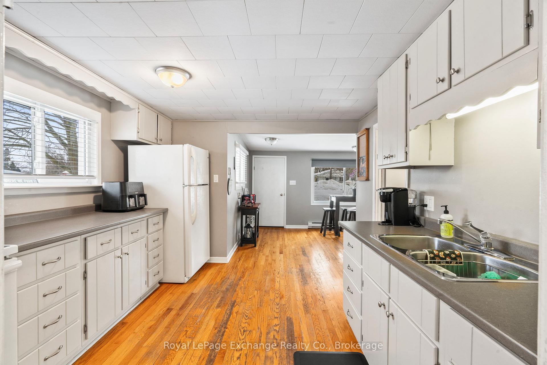 Photo 15 of 14 Webster Street, Kincardine — HOMEH