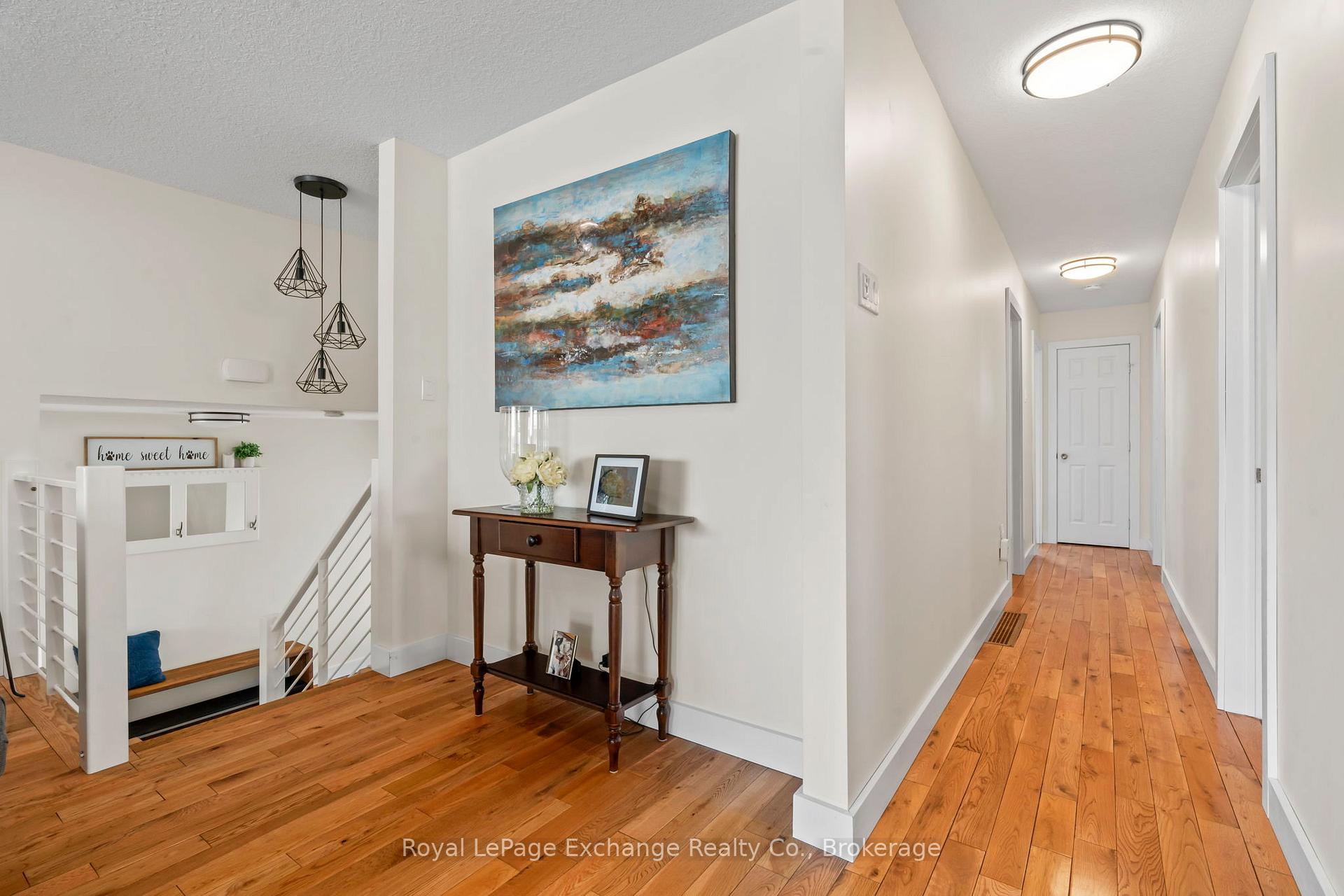 Photo 10 of 4 Manor Wood Crescent, Kincardine — HOMEH