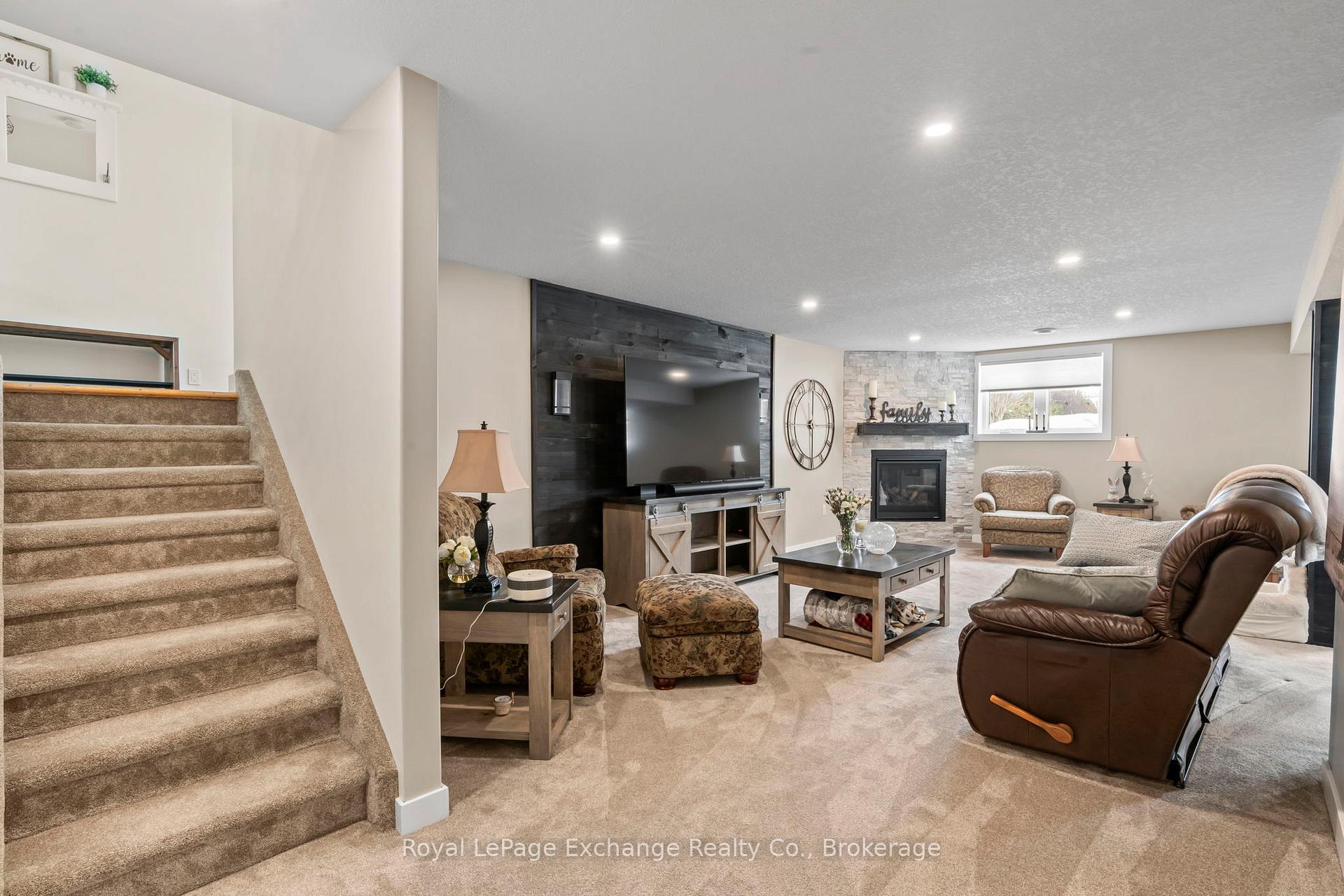 Photo 27 of 4 Manor Wood Crescent, Kincardine — HOMEH