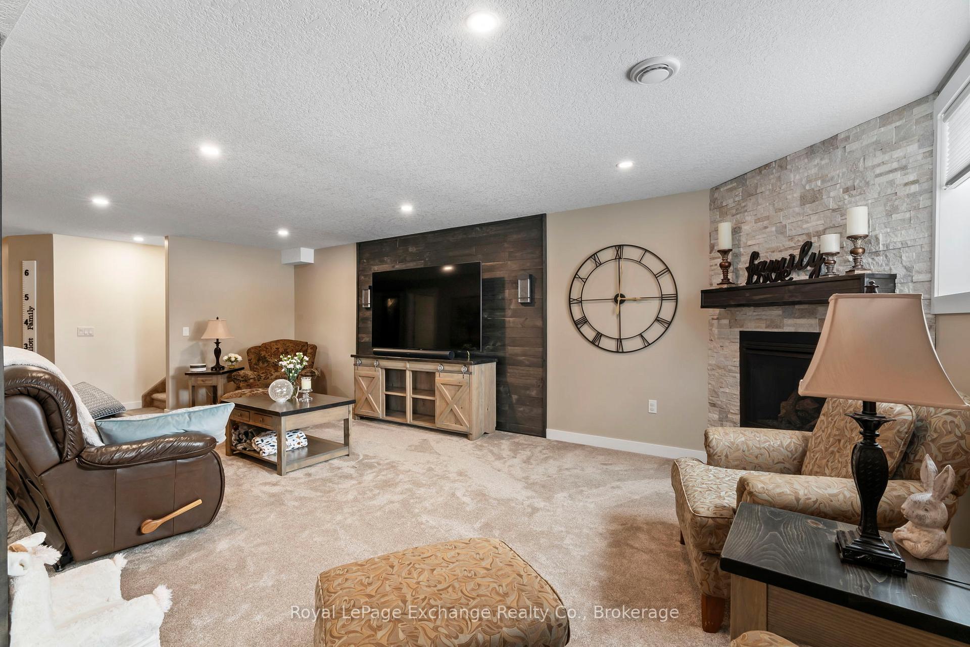 Photo 31 of 4 Manor Wood Crescent, Kincardine — HOMEH