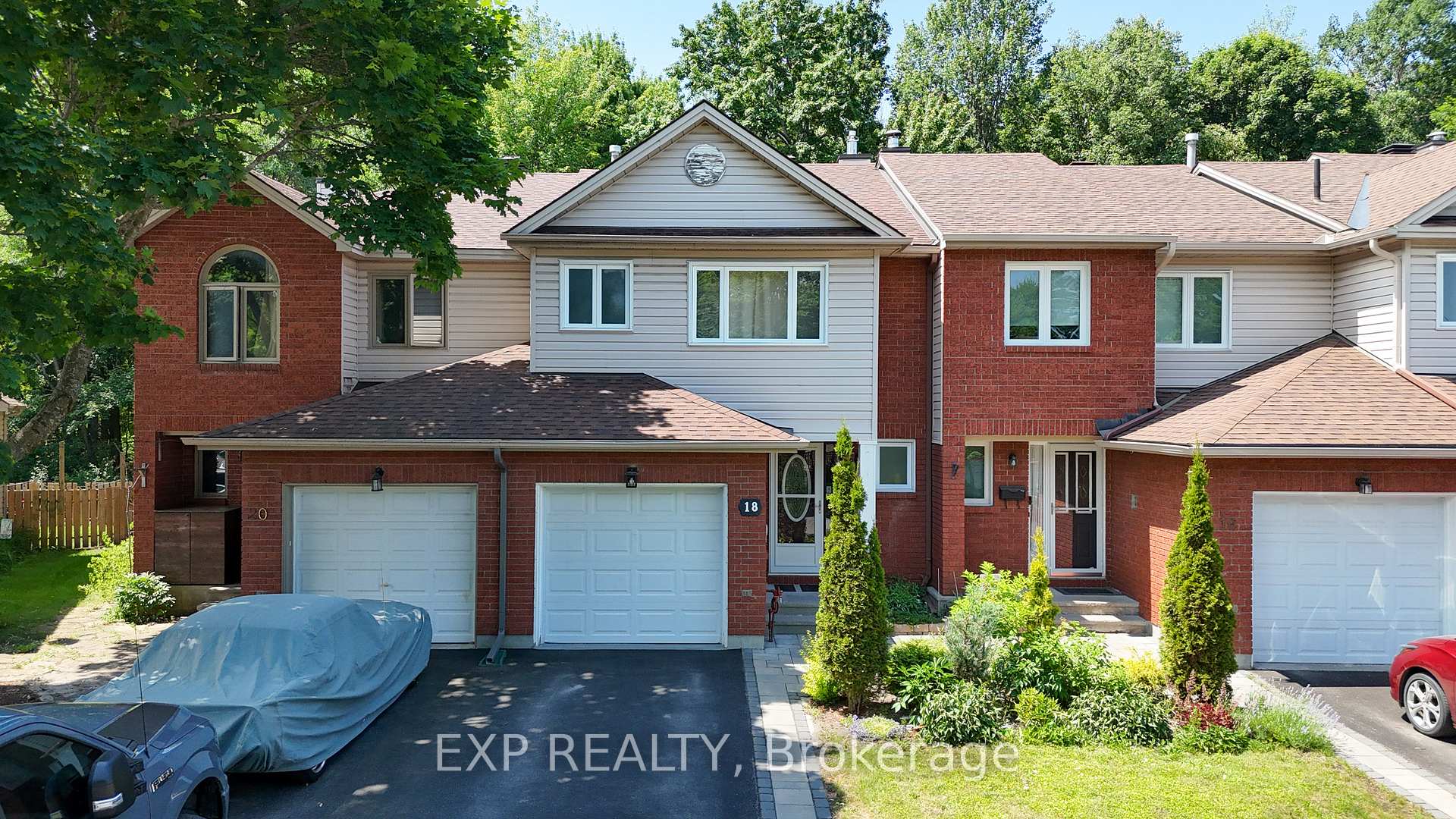 Photo 1 of 18 Furlong Crescent, Ottawa, Kanata - Bridlewood — HOMEH
