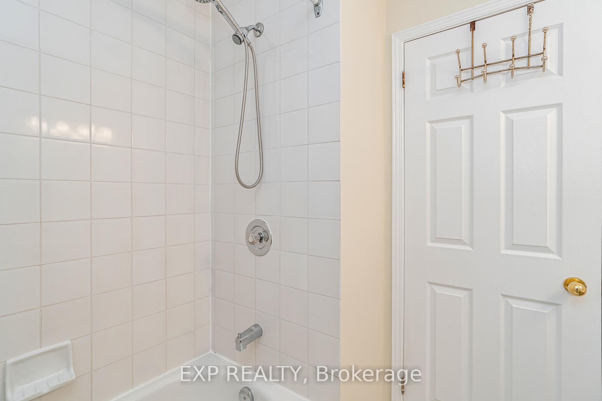 Photo 20 of 18 Furlong Crescent, Ottawa, Kanata - Bridlewood — HOMEH