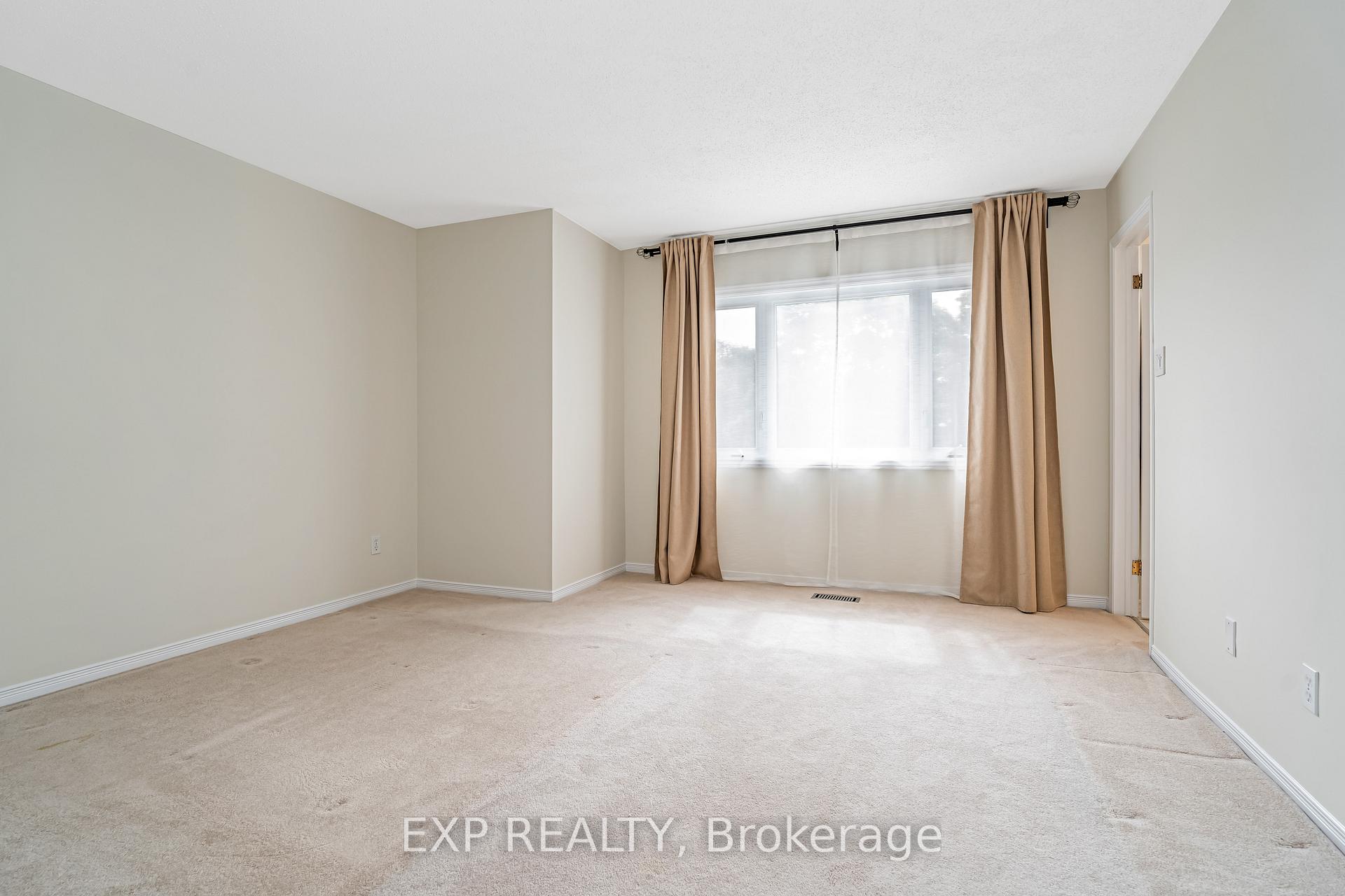 Photo 21 of 18 Furlong Crescent, Ottawa, Kanata - Bridlewood — HOMEH