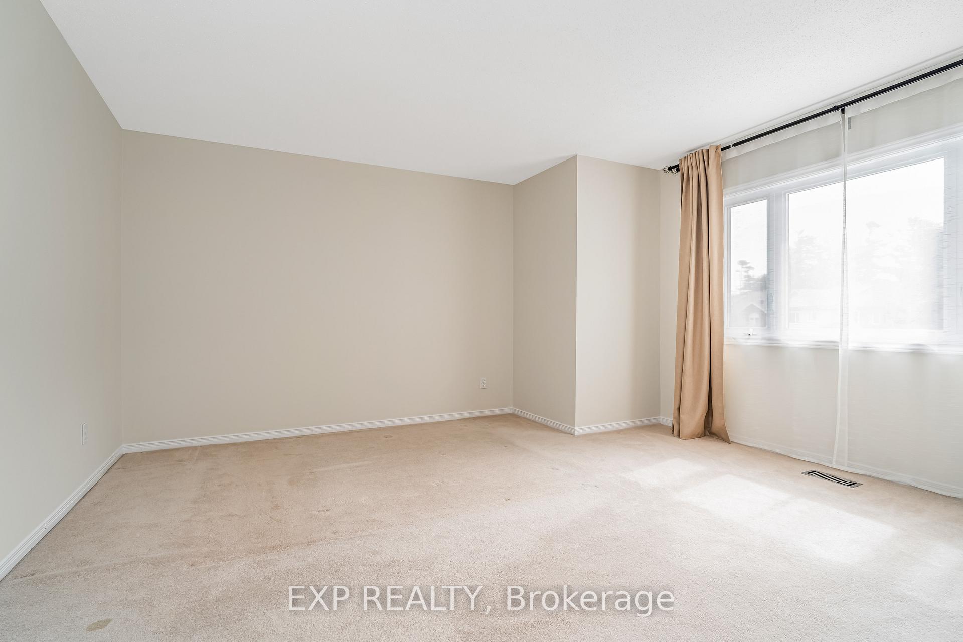 Photo 22 of 18 Furlong Crescent, Ottawa, Kanata - Bridlewood — HOMEH