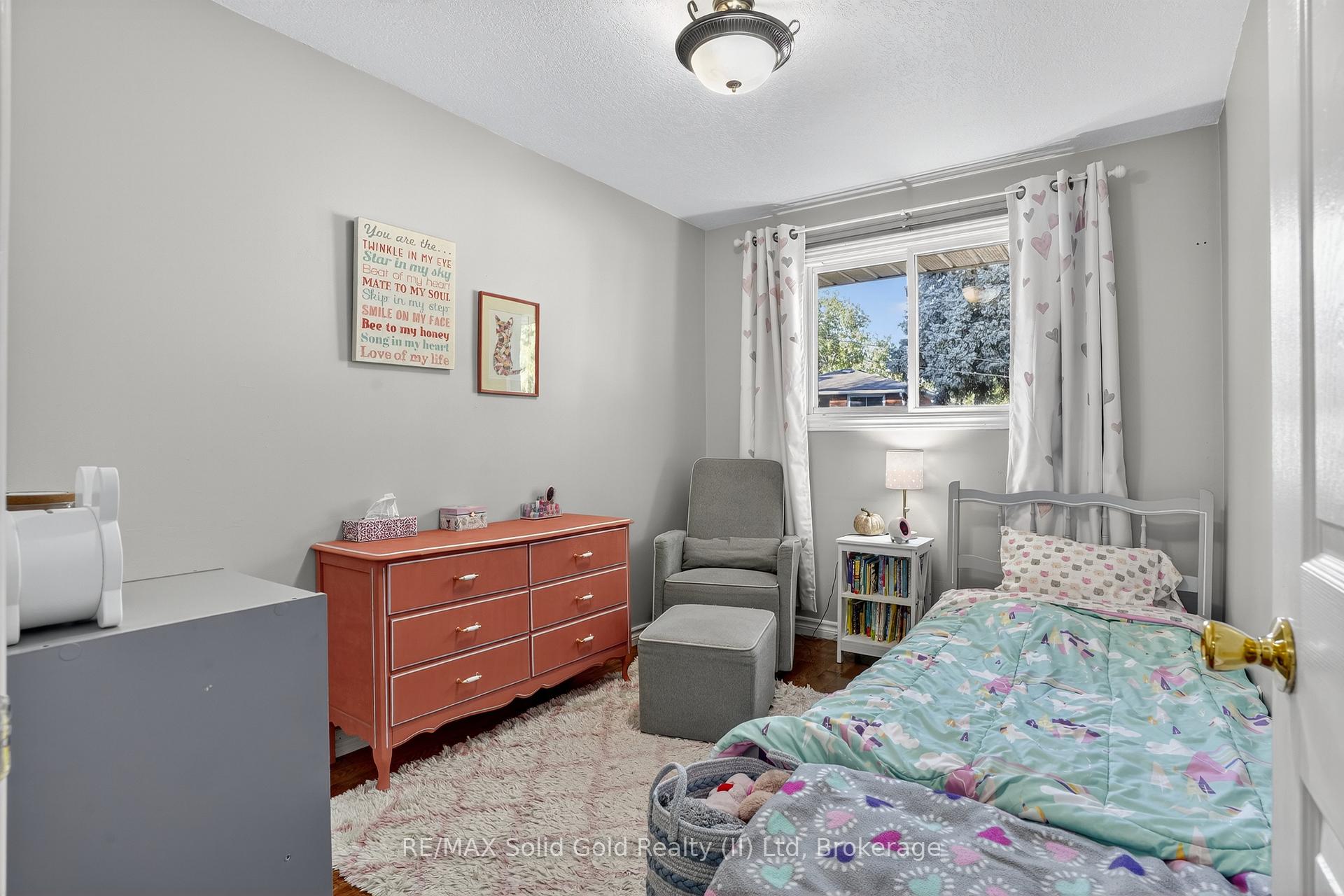 Photo 19 of 14 Carnaby Crescent, Kitchener, Idlewood — HOMEH