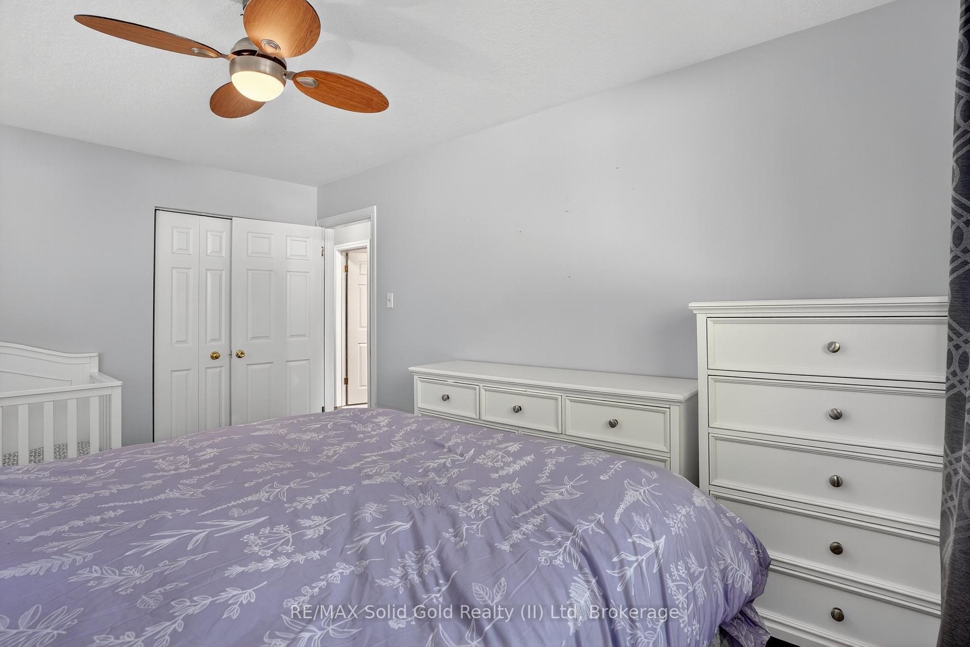 Photo 25 of 14 Carnaby Crescent, Kitchener, Idlewood — HOMEH