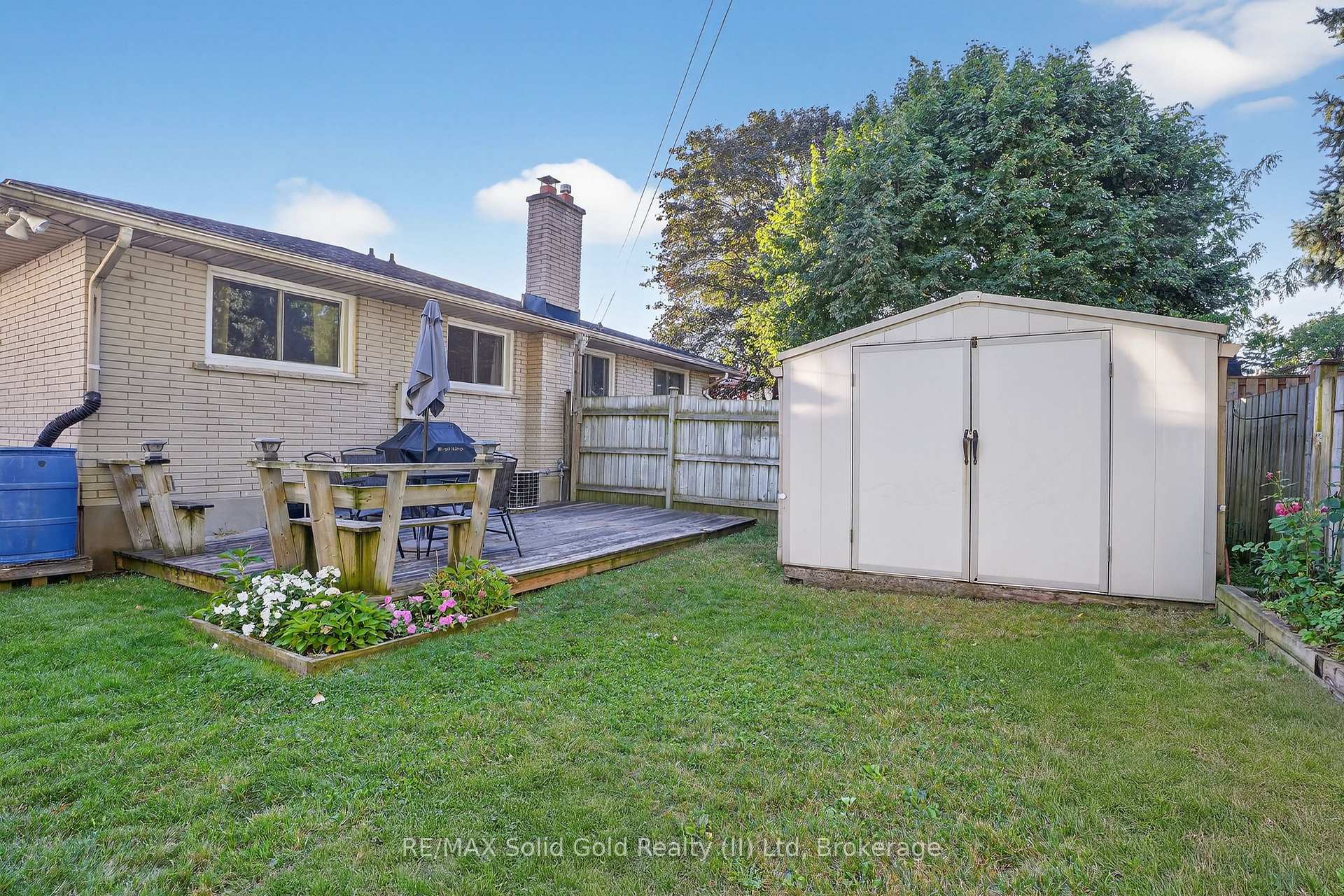 Photo 39 of 14 Carnaby Crescent, Kitchener, Idlewood — HOMEH