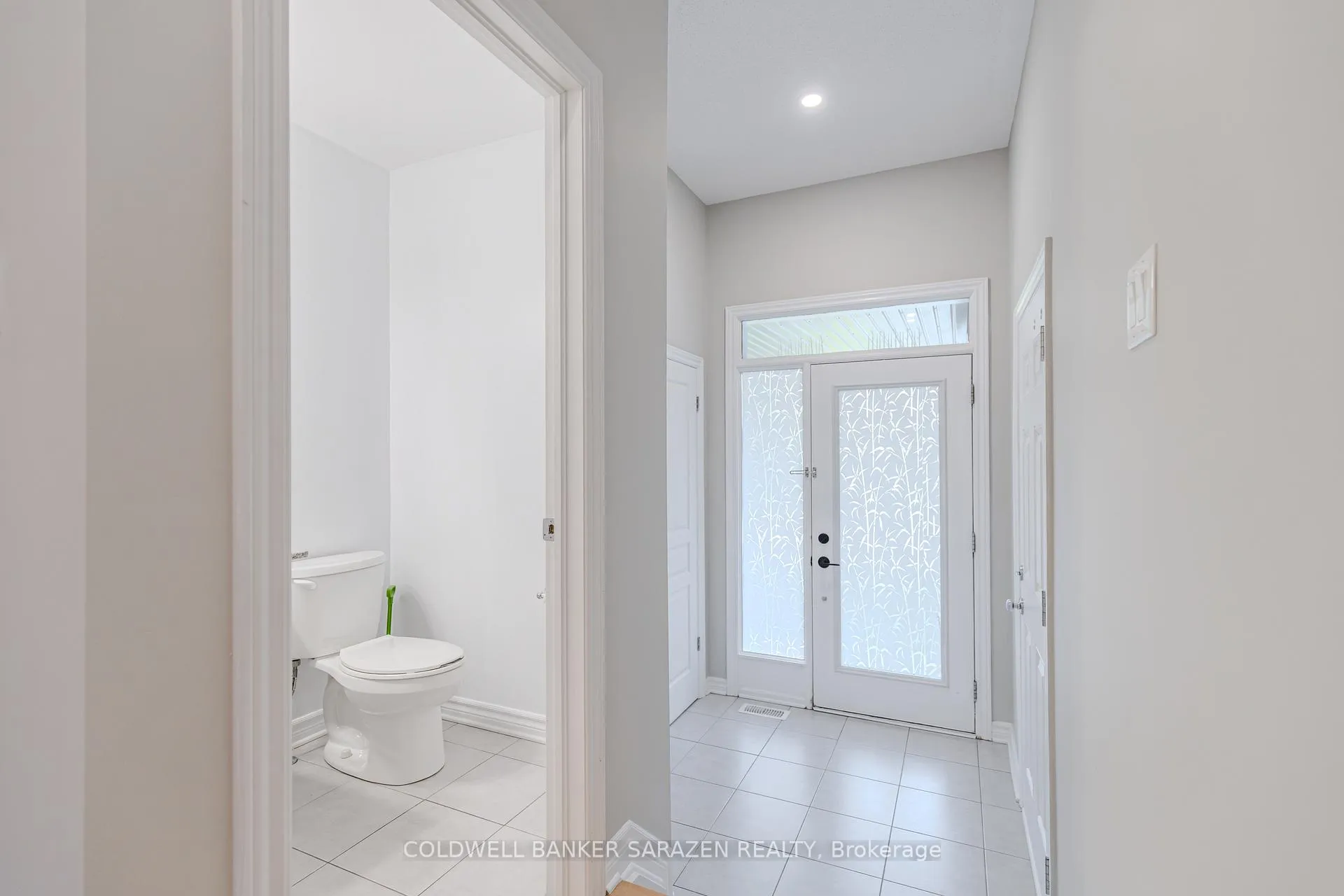 Photo 5 of 917 Fletcher Circle, Ottawa, Kanata - Kanata Lakes/Heritage Hills — HOMEH