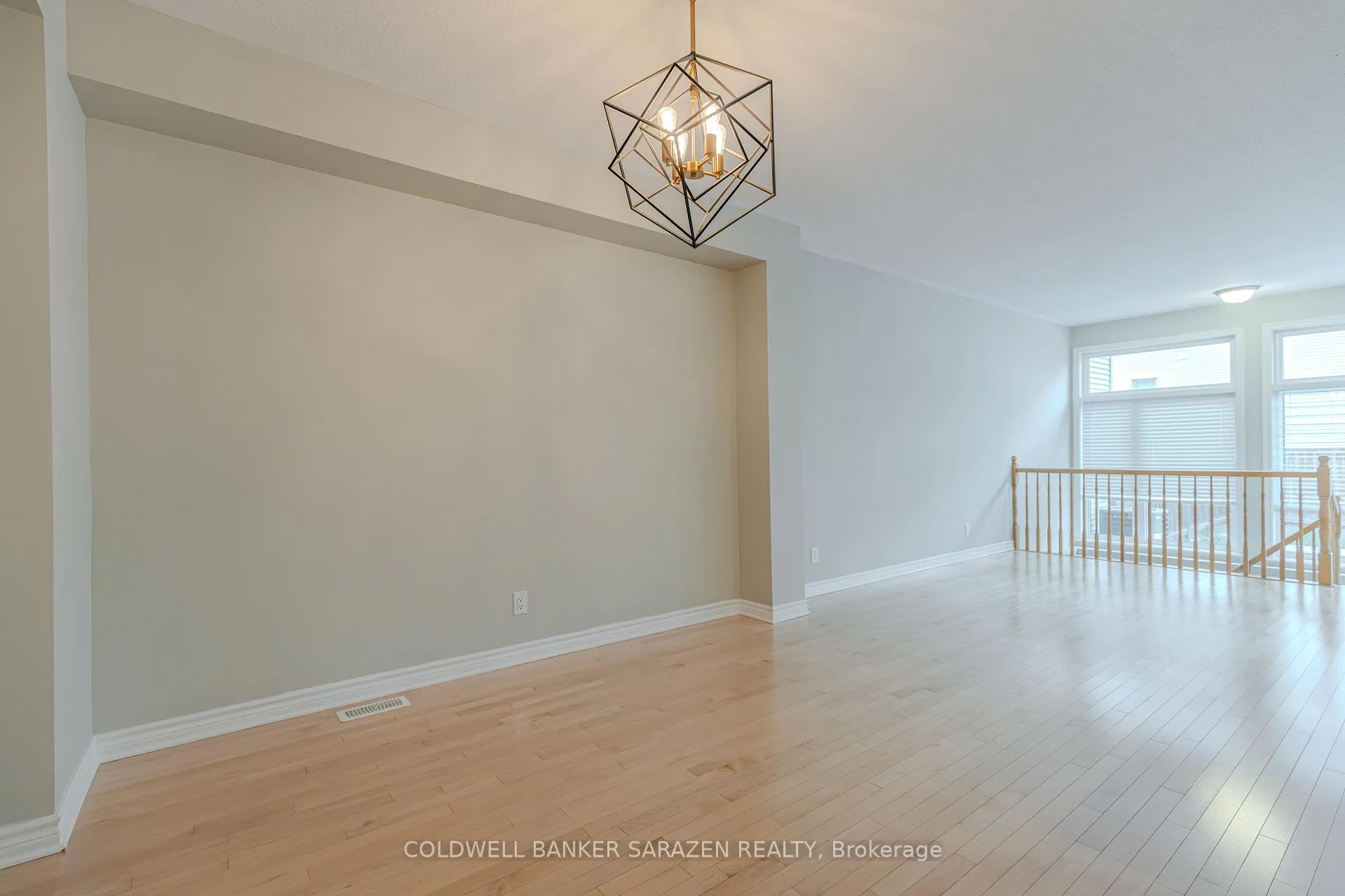 Photo 10 of 917 Fletcher Circle, Ottawa, Kanata - Kanata Lakes/Heritage Hills — HOMEH