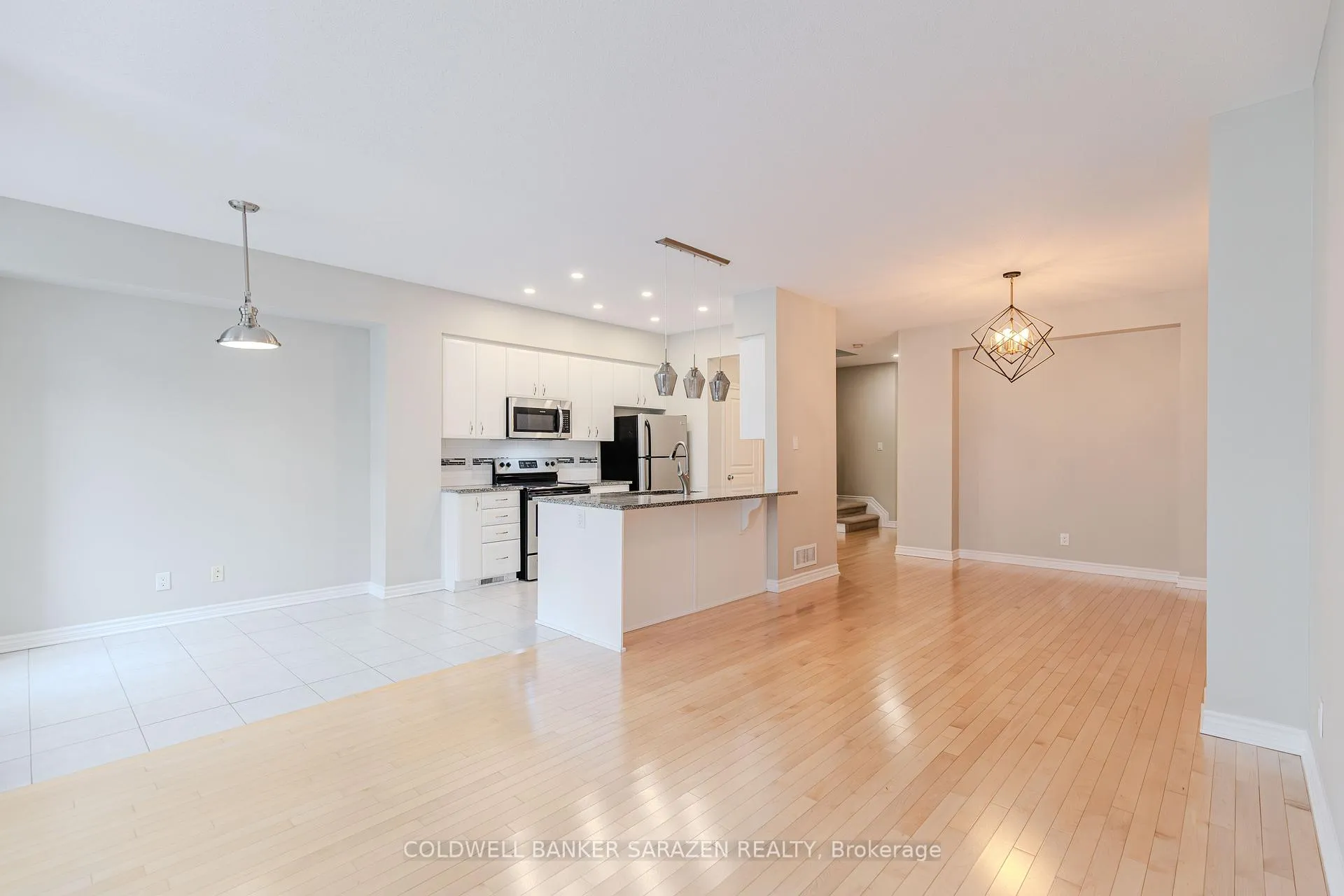 Photo 16 of 917 Fletcher Circle, Ottawa, Kanata - Kanata Lakes/Heritage Hills — HOMEH