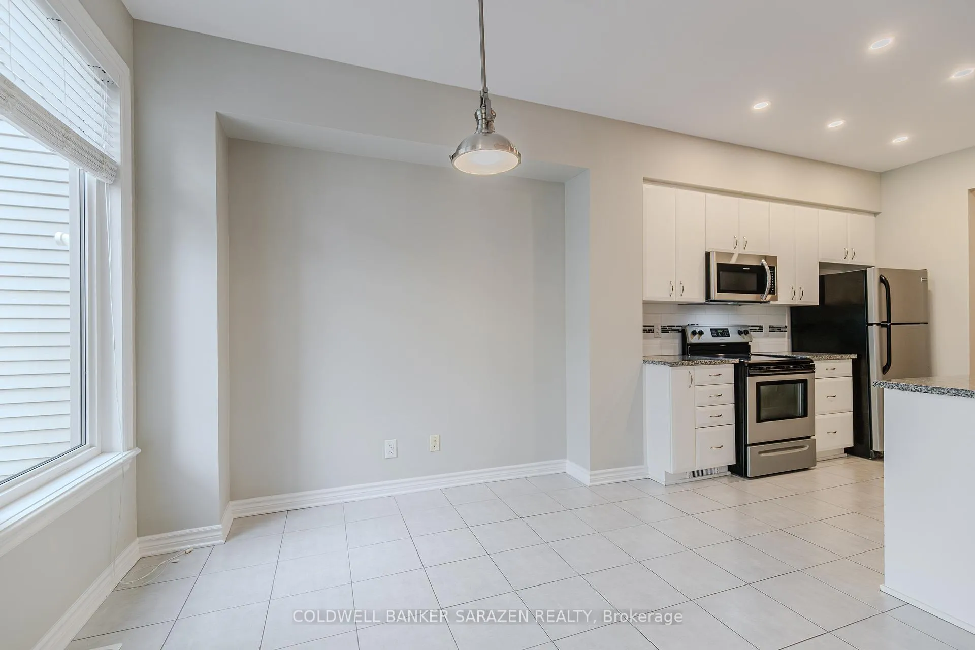 Photo 17 of 917 Fletcher Circle, Ottawa, Kanata - Kanata Lakes/Heritage Hills — HOMEH