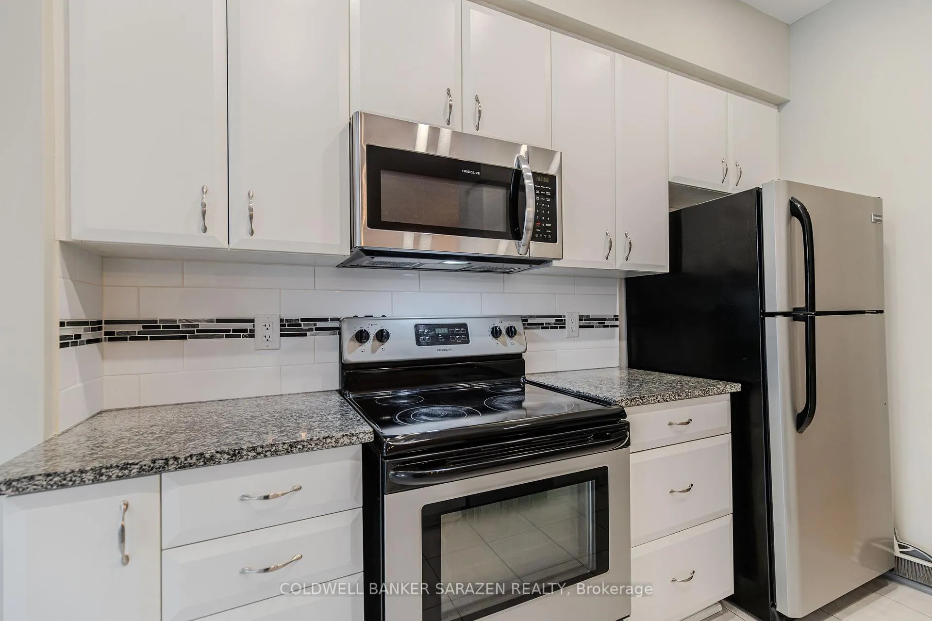 Photo 26 of 917 Fletcher Circle, Ottawa, Kanata - Kanata Lakes/Heritage Hills — HOMEH