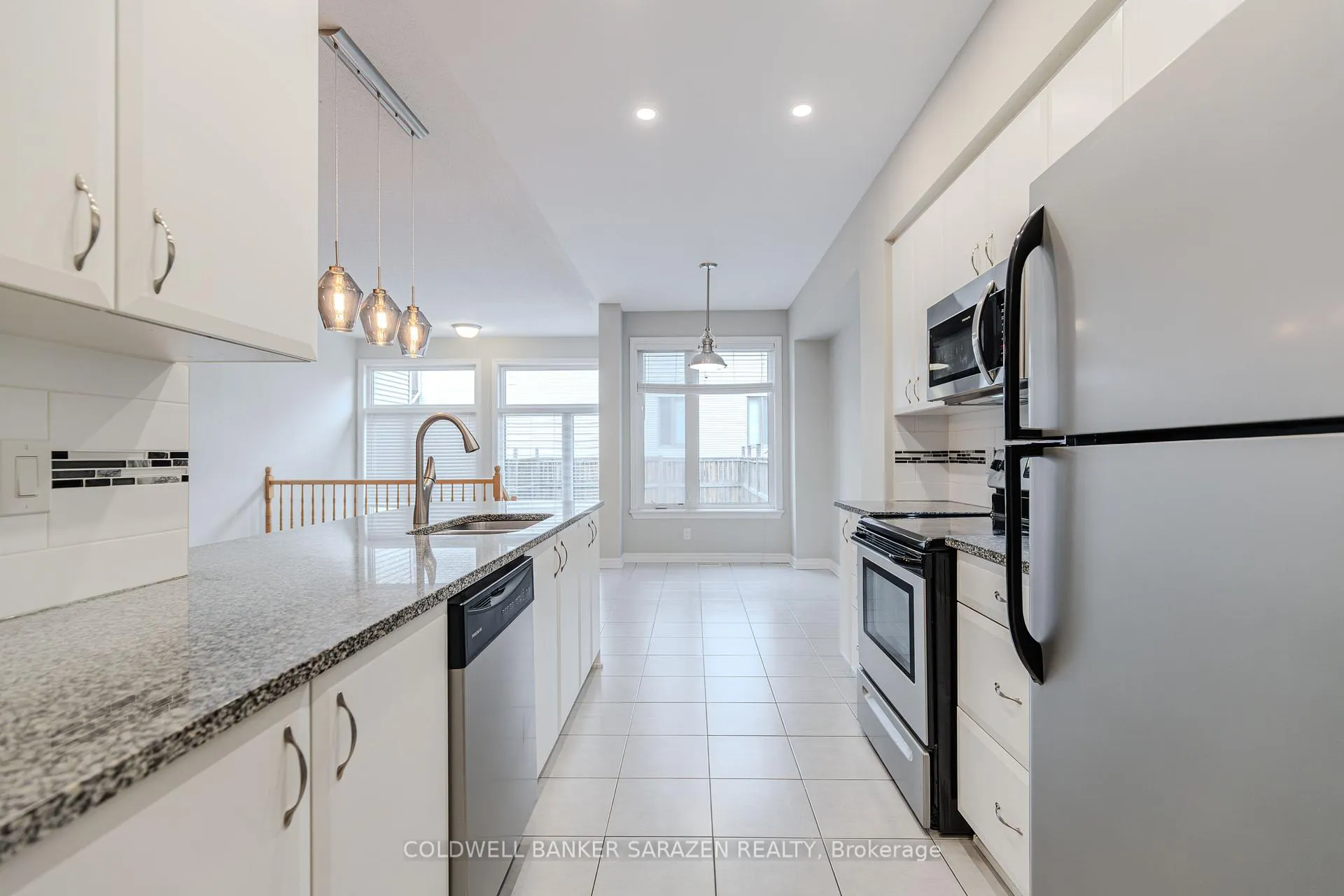 Photo 28 of 917 Fletcher Circle, Ottawa, Kanata - Kanata Lakes/Heritage Hills — HOMEH