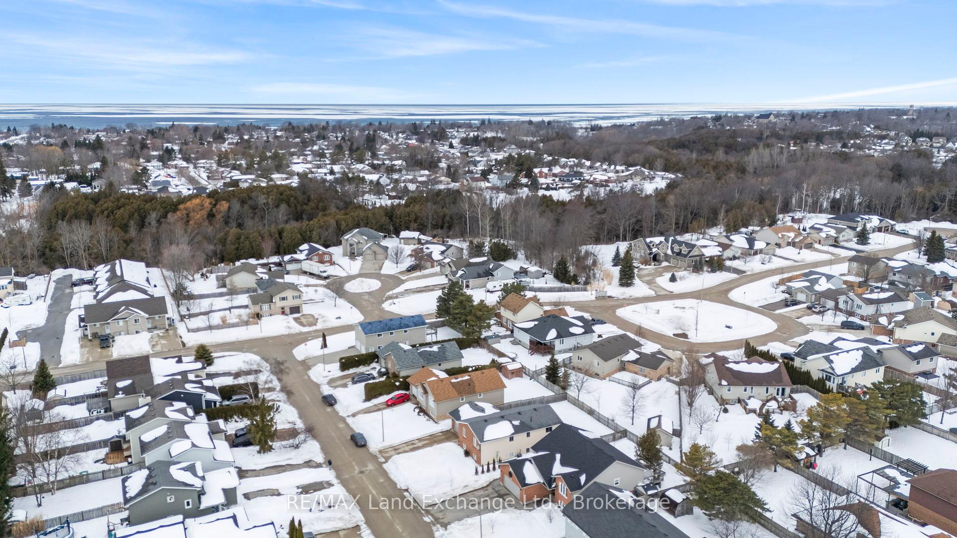 Photo 9 of 657 Stewart Drive, Kincardine — HOMEH