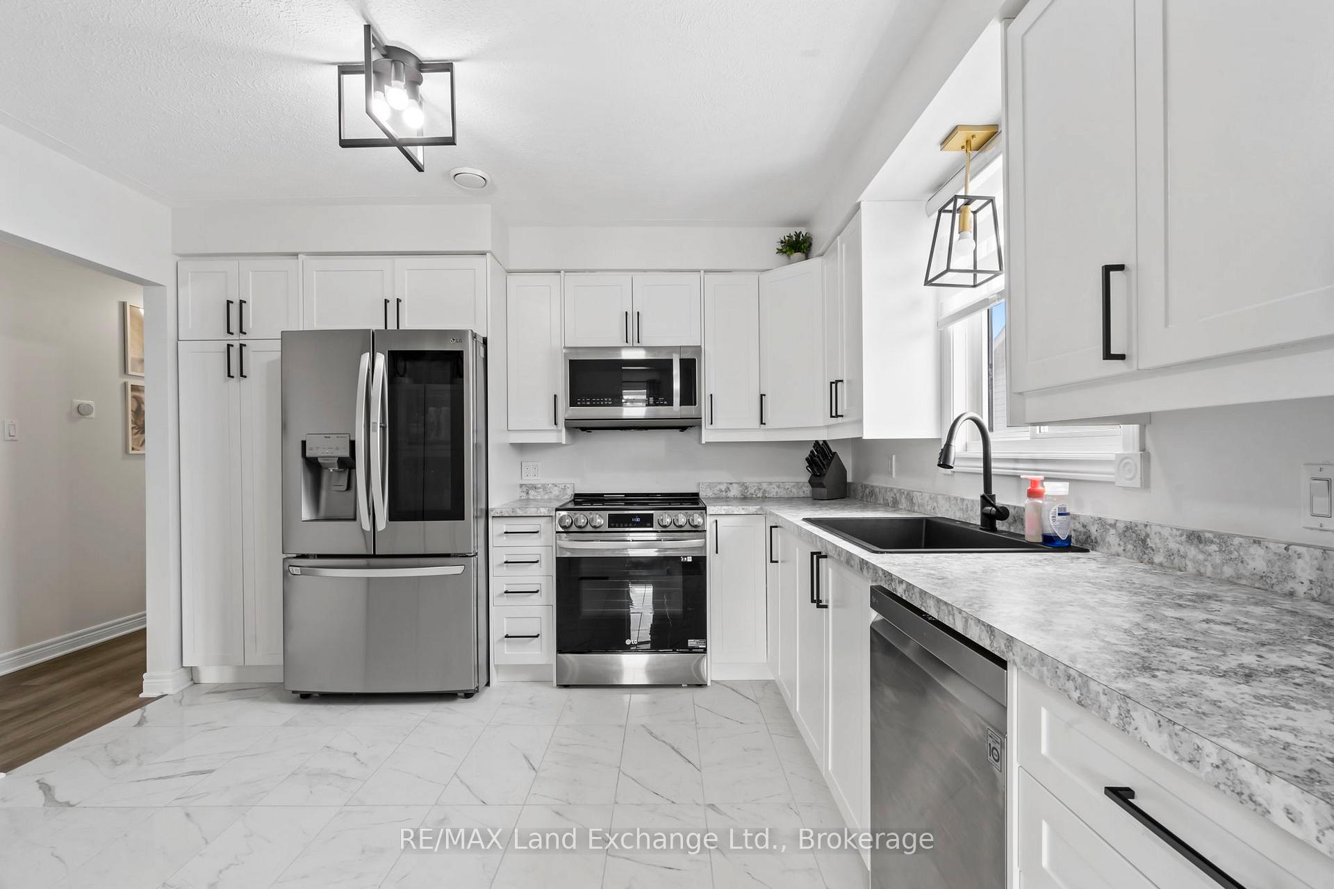 Photo 24 of 657 Stewart Drive, Kincardine — HOMEH