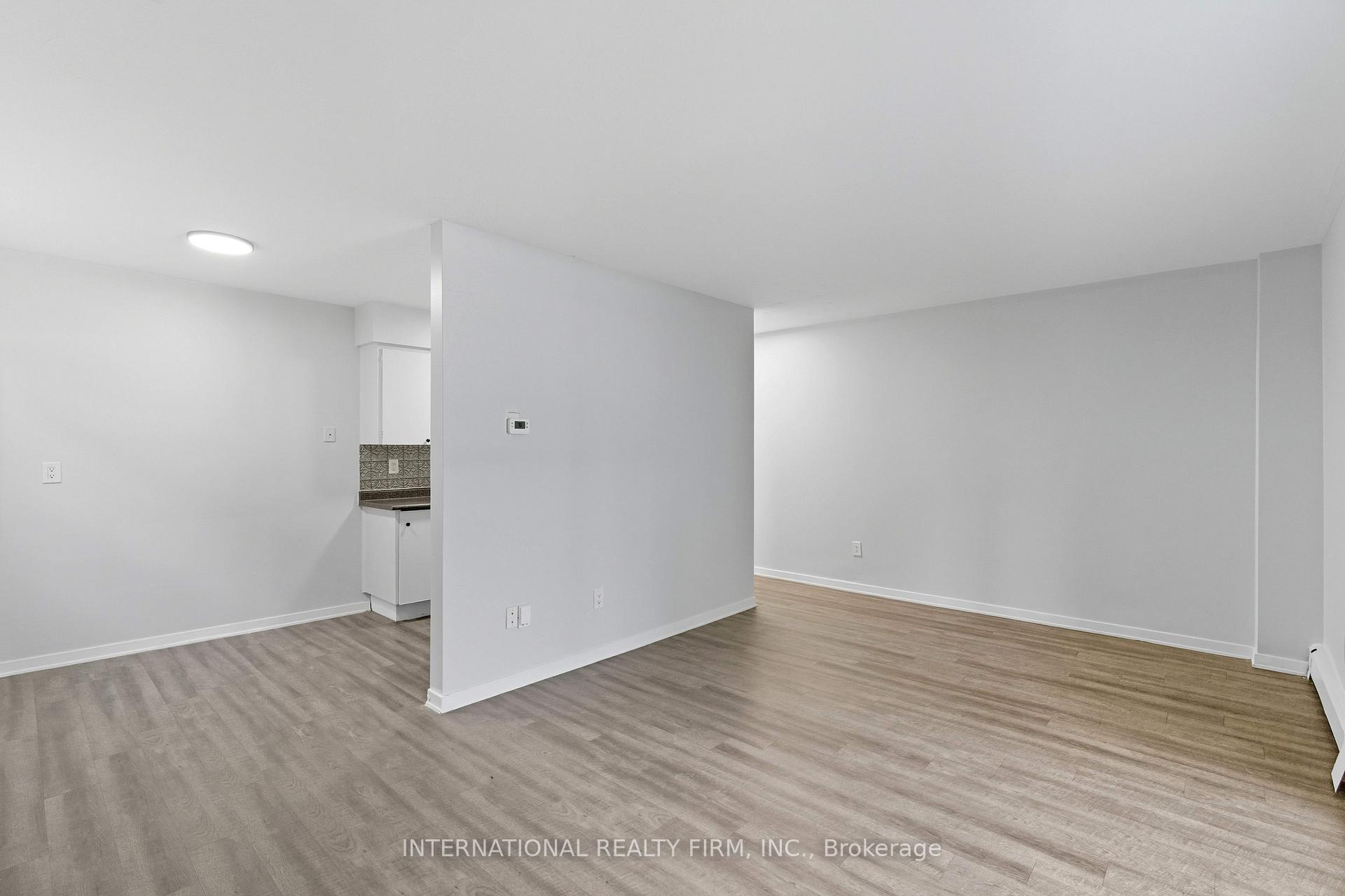 Photo 13 of 103 Emerald Street S, Hamilton, Stinson — HOMEH