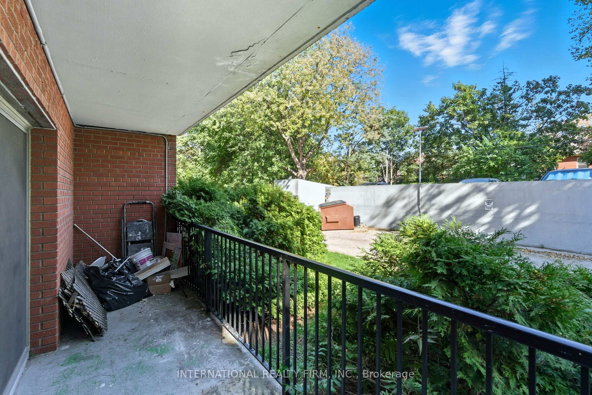 Photo 31 of 103 Emerald Street S, Hamilton, Stinson — HOMEH