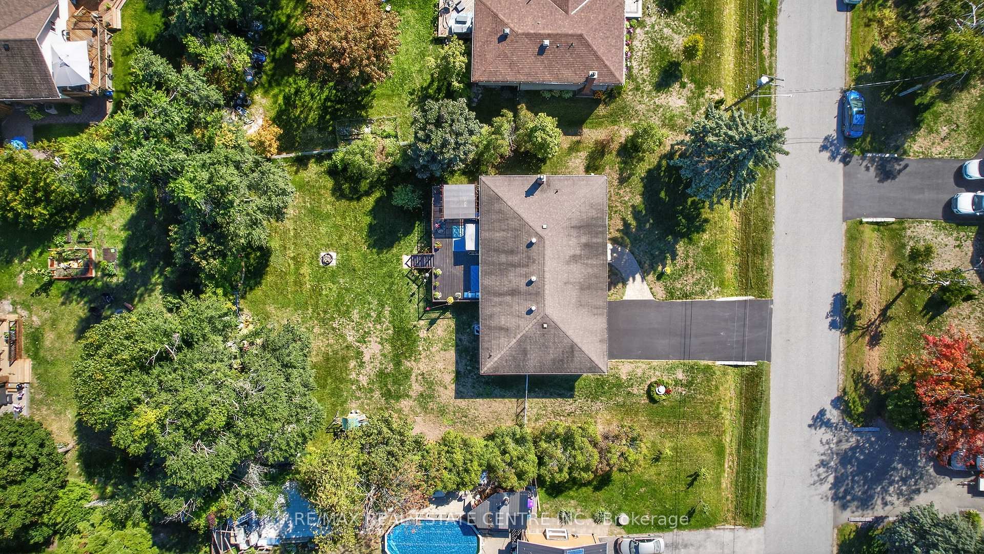 Front of 3047 Sandy Cove Drive